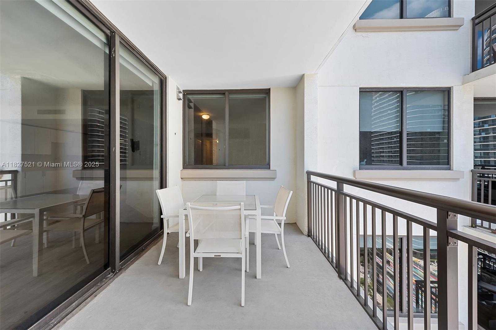 Small Image of 999 SOUTH WEST 1ST AVE #3001, Miami Number 15