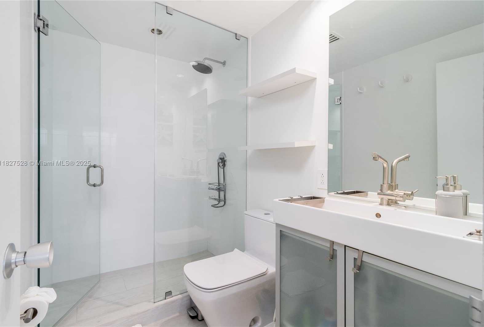 Small Image of 20 ISLAND AVE #1014, Miami Beach Number 20