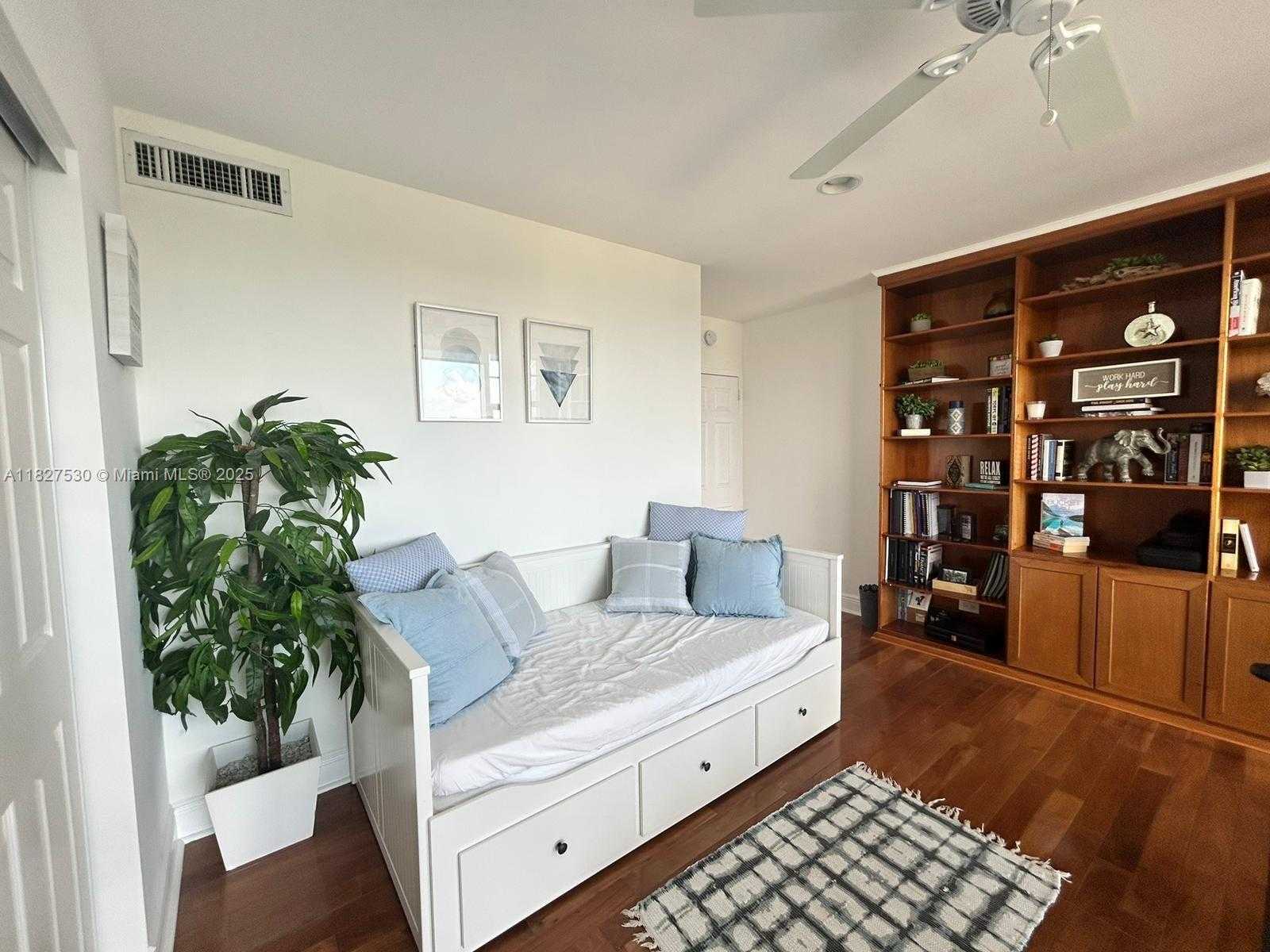 Small Image of 2451 BRICKELL AVE #20M, Miami Number 19