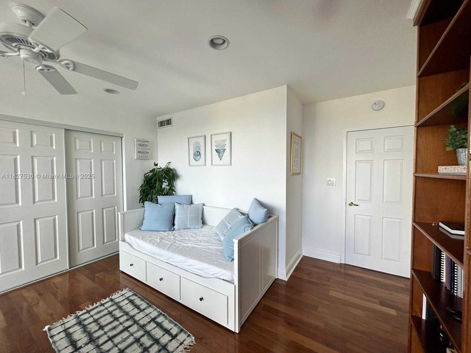 Small Image of 2451 BRICKELL AVE #20M, Miami Number 20