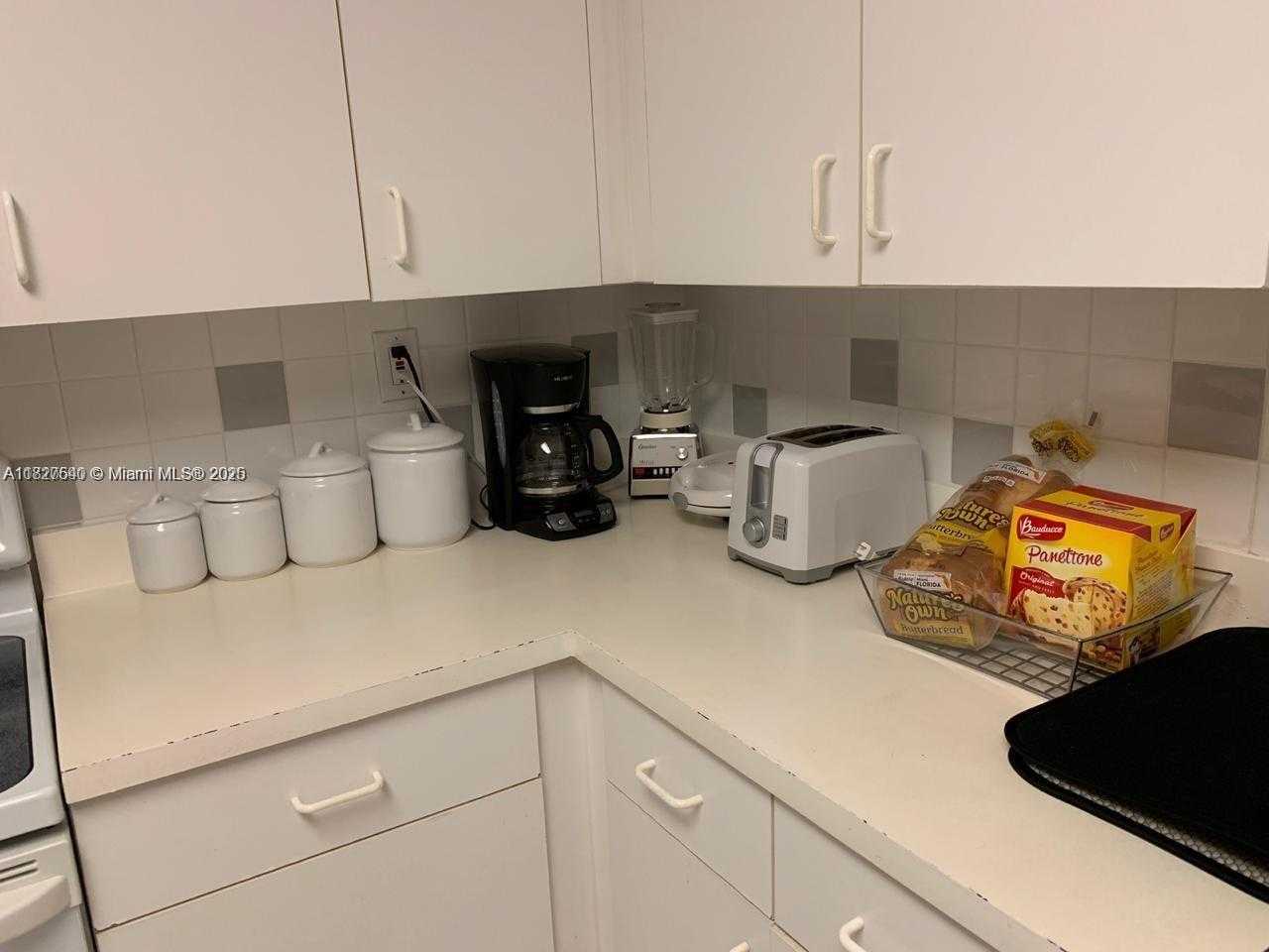 Small Image of 3300 NORTH EAST 191ST ST #1101, Aventura Number 7