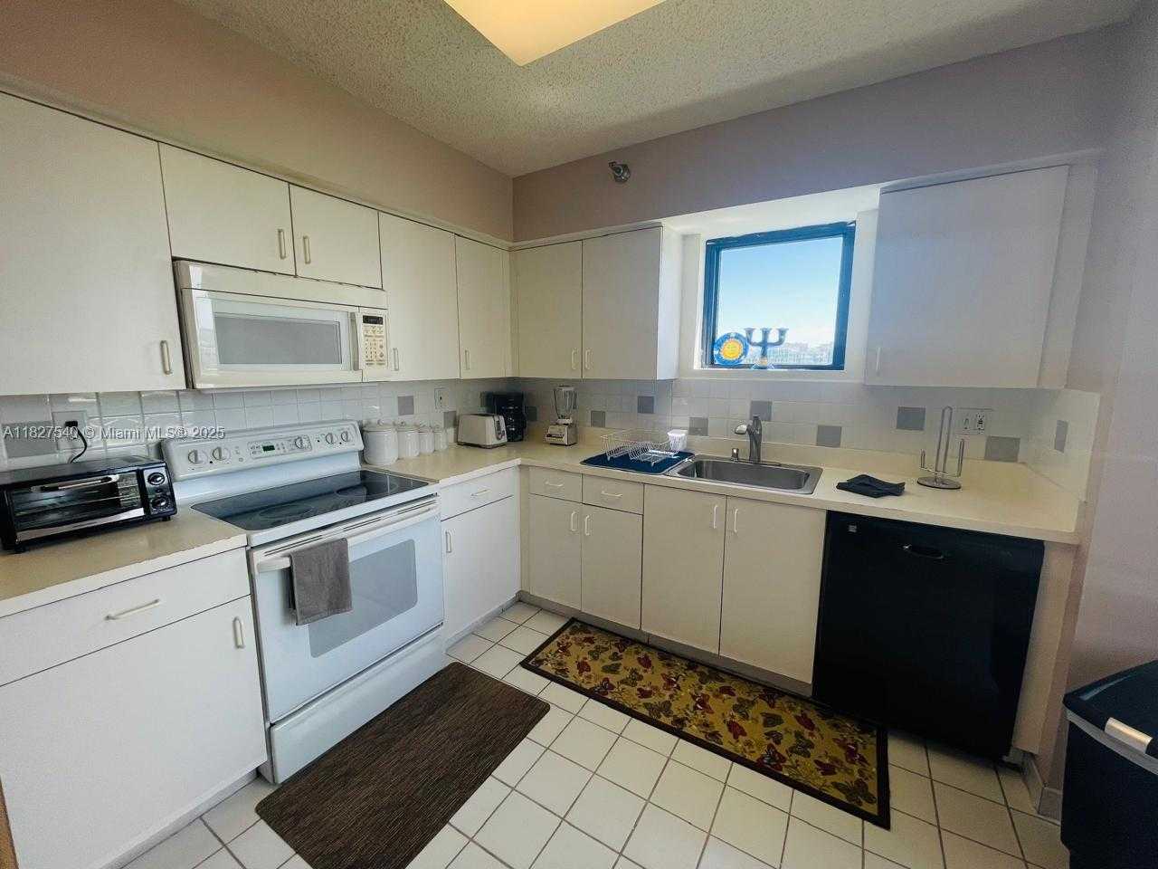 Small Image of 3300 NORTH EAST 191ST ST #1101, Aventura Number 8