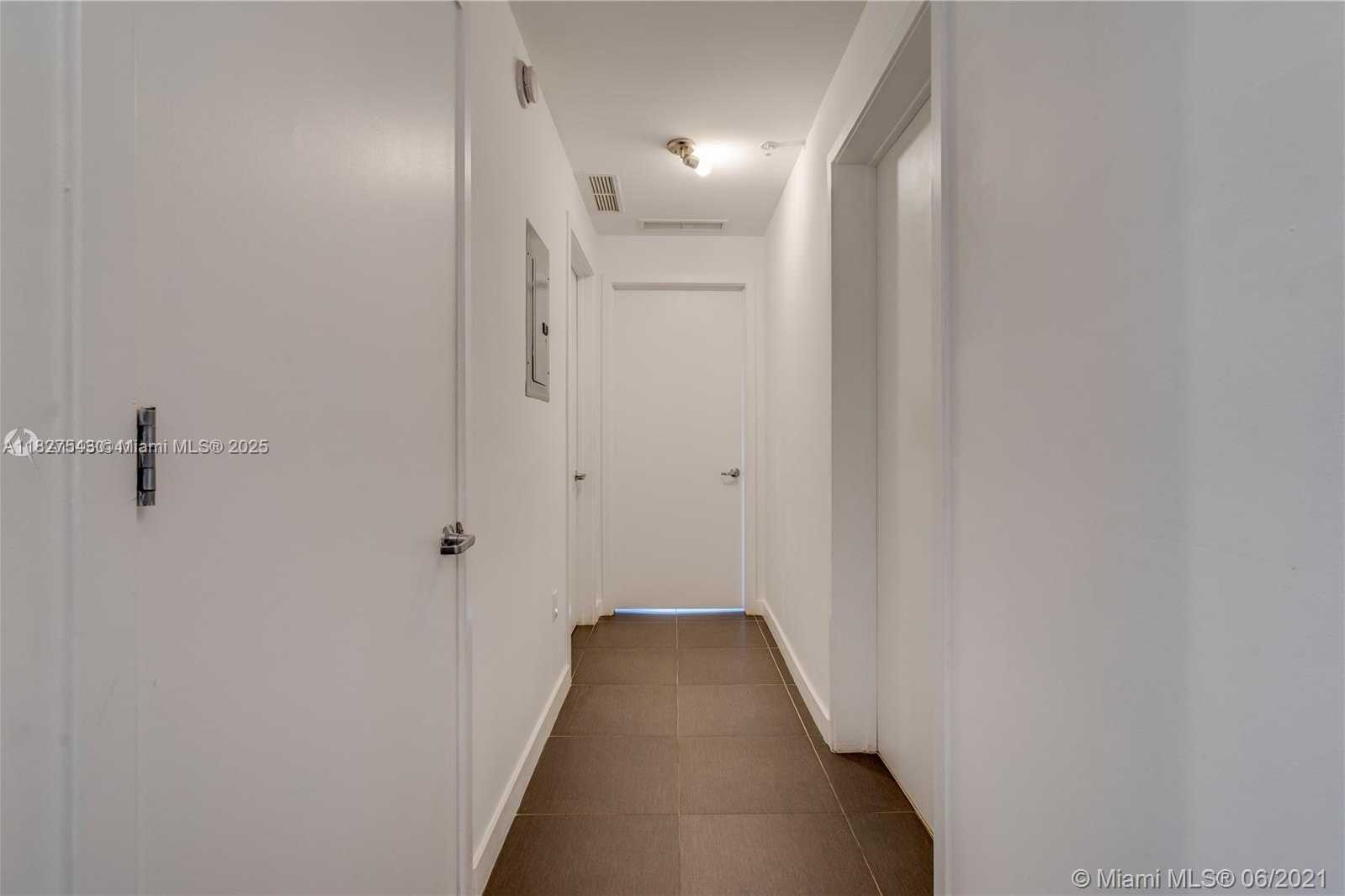 Small Image of 3301 NORTH EAST 1ST AVE #H2009, Miami Number 30