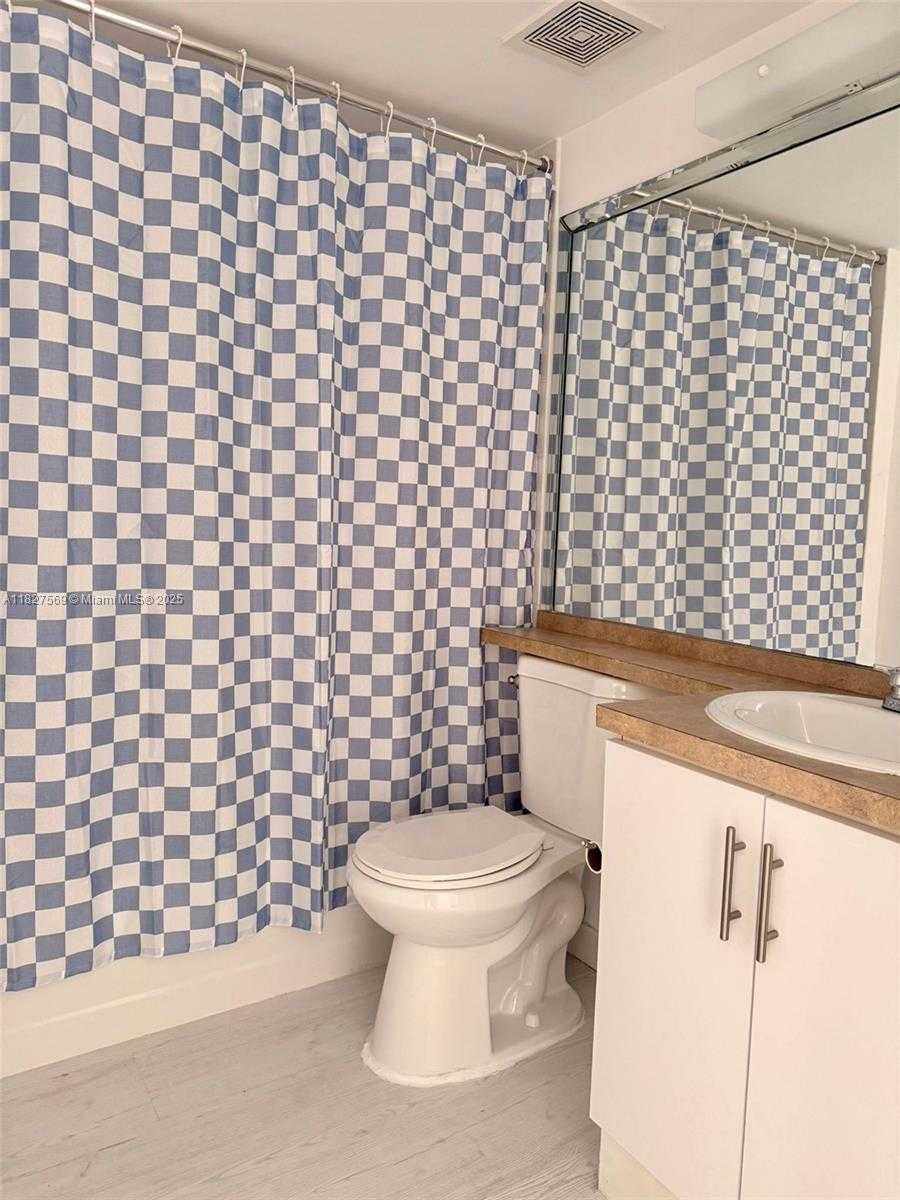 Small Image of 3300 NORTH EAST 191ST ST #117, Aventura Number 12