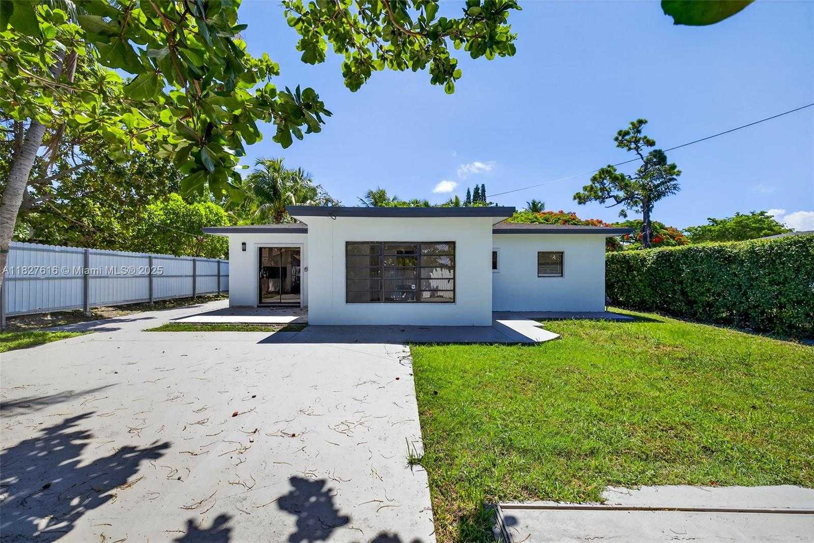 Small Image of 17150 NORTH EAST 18TH AVE #17150, North Miami Beach Number 33