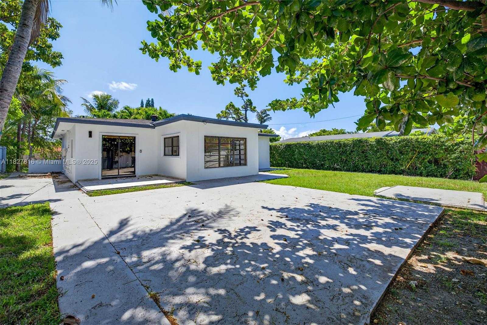 Small Image of 17150 NORTH EAST 18TH AVE #17150, North Miami Beach Number 34