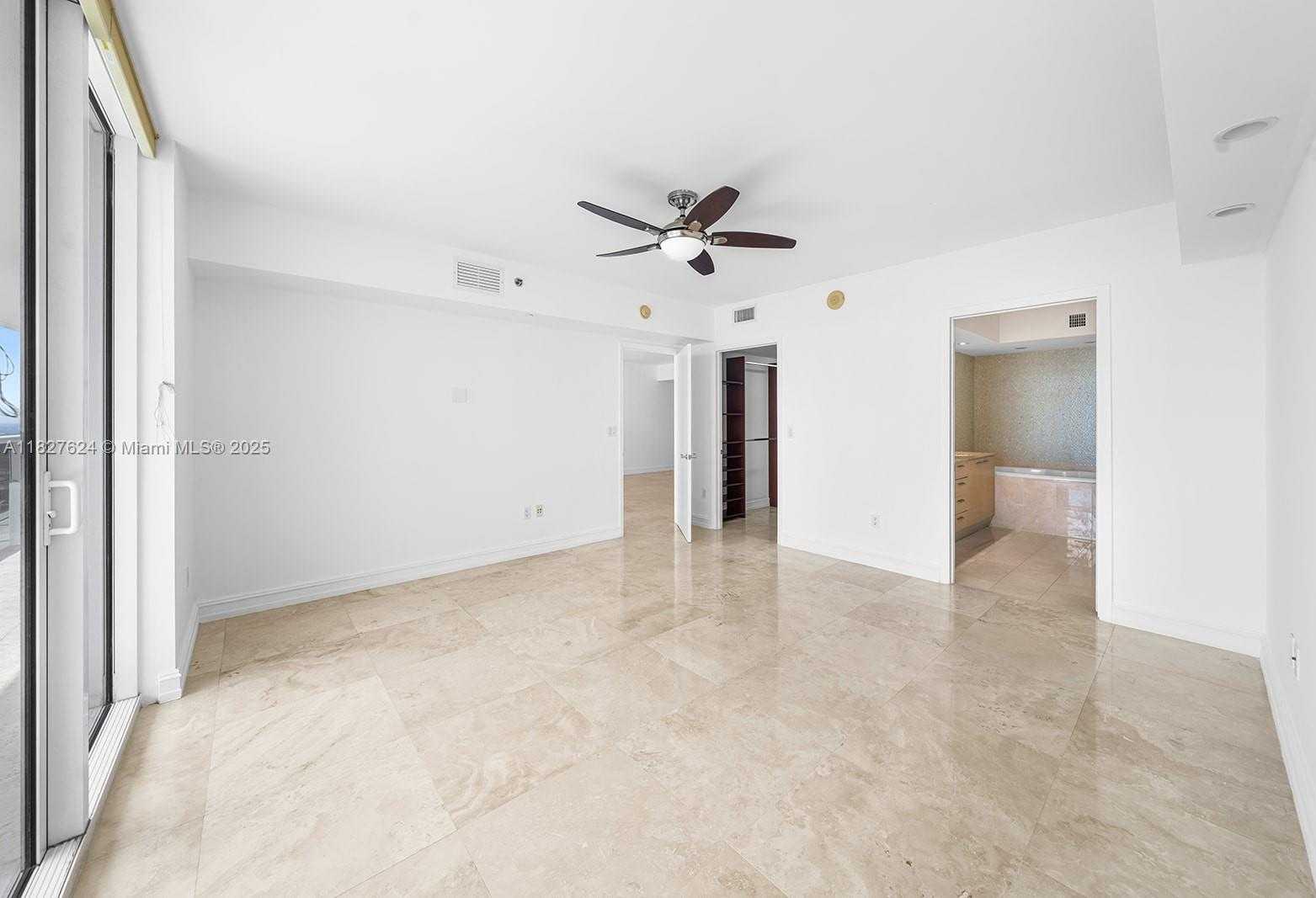 Small Image of 1830 SOUTH OCEAN DR #5004, Hallandale Beach Number 12