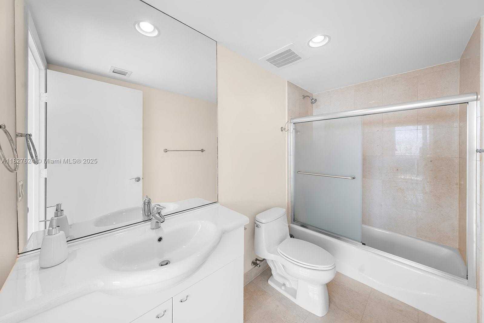 Small Image of 1830 SOUTH OCEAN DR #5004, Hallandale Beach Number 14
