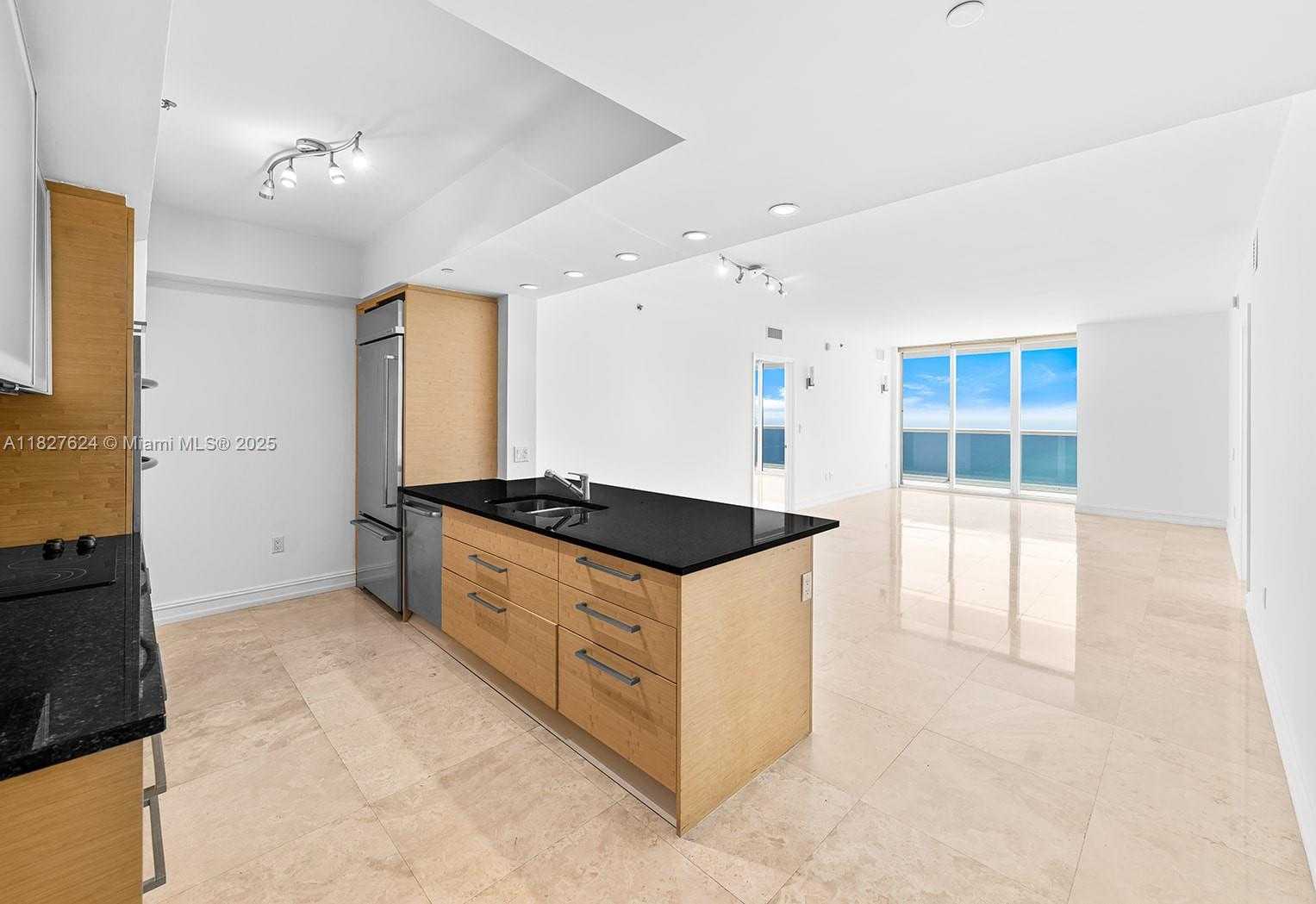Small Image of 1830 SOUTH OCEAN DR #5004, Hallandale Beach Number 23