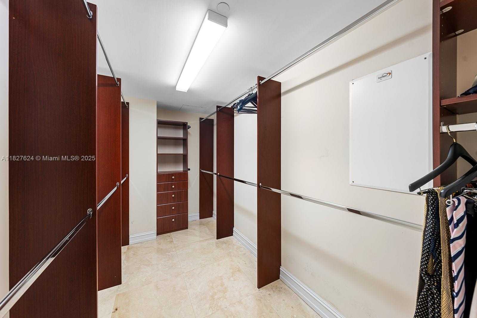 Small Image of 1830 SOUTH OCEAN DR #5004, Hallandale Beach Number 7