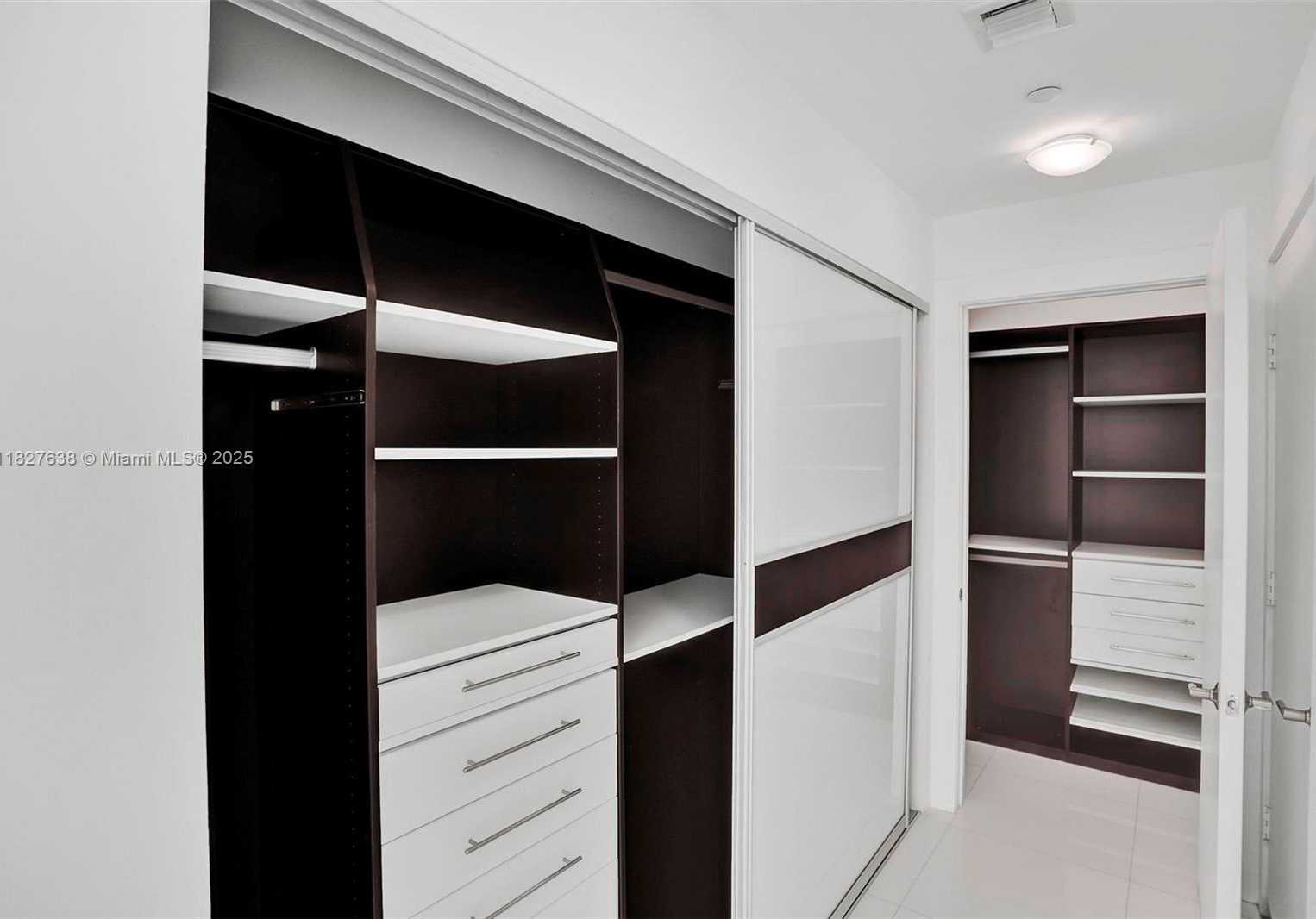 Small Image of 900 BISCAYNE BLVD #4803, Miami Number 15