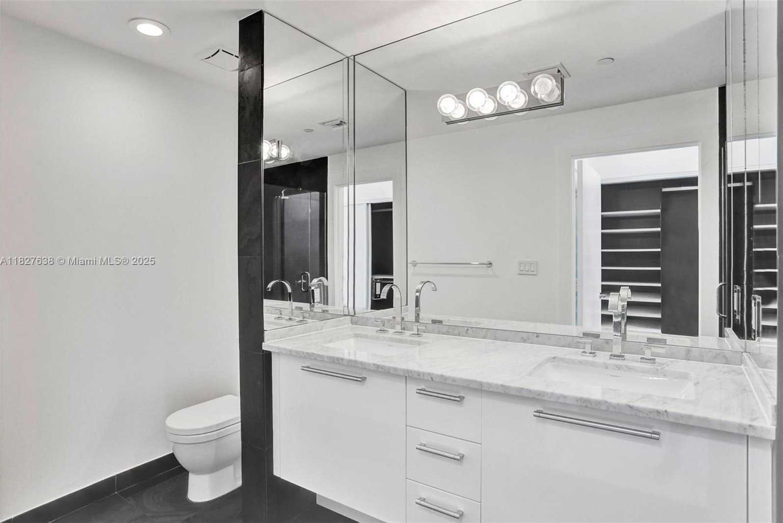 Small Image of 900 BISCAYNE BLVD #4803, Miami Number 18