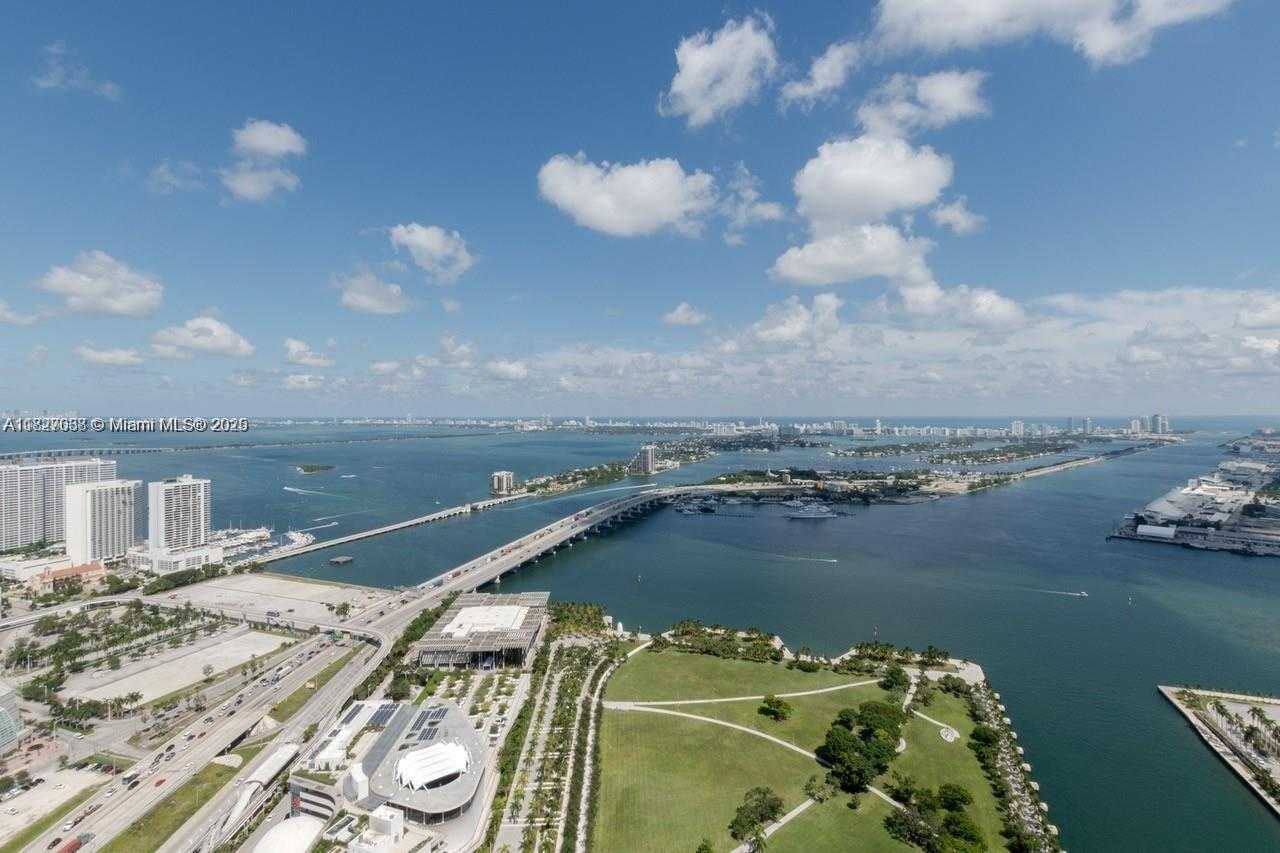 Small Image of 900 BISCAYNE BLVD #4803, Miami Number 2