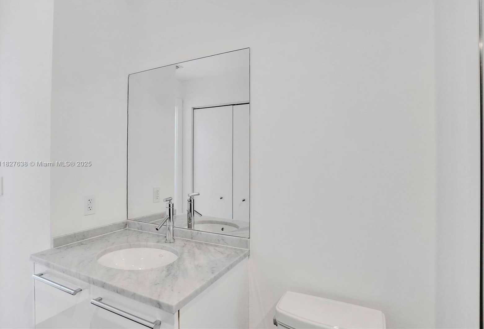 Small Image of 900 BISCAYNE BLVD #4803, Miami Number 23