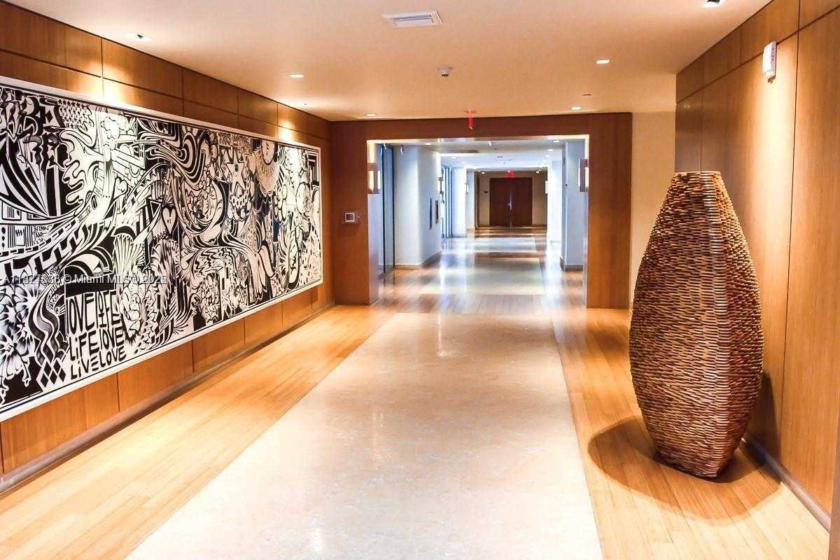 Small Image of 900 BISCAYNE BLVD #4803, Miami Number 38