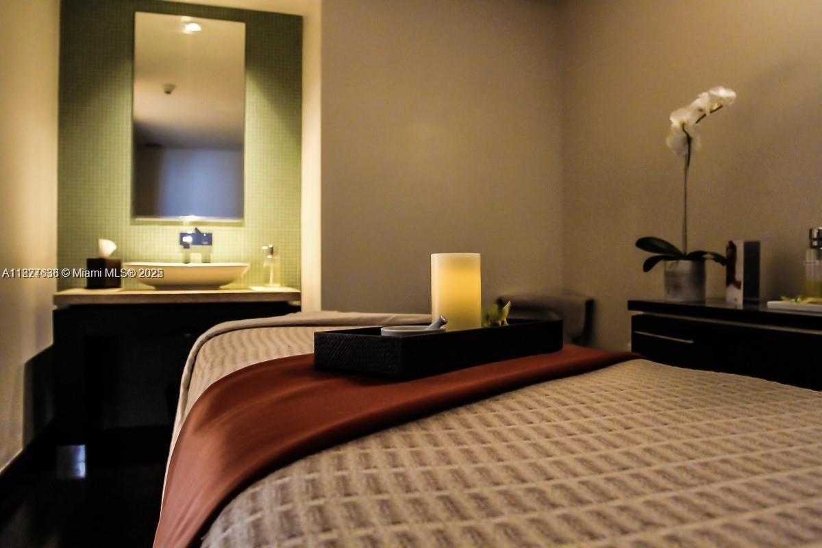 Small Image of 900 BISCAYNE BLVD #4803, Miami Number 39
