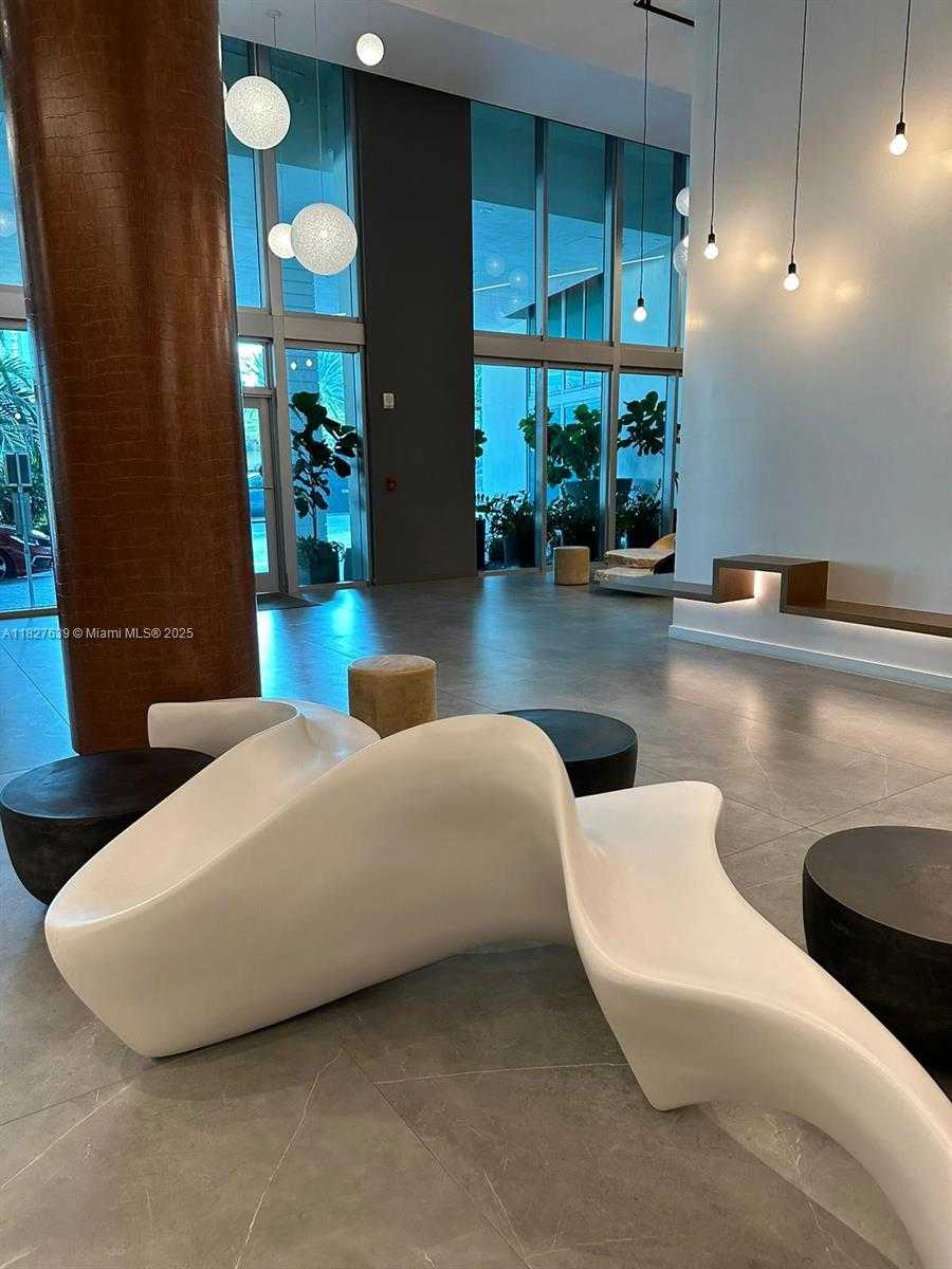 Small Image of 350 SOUTH MIAMI AVE #2915, Miami Number 15
