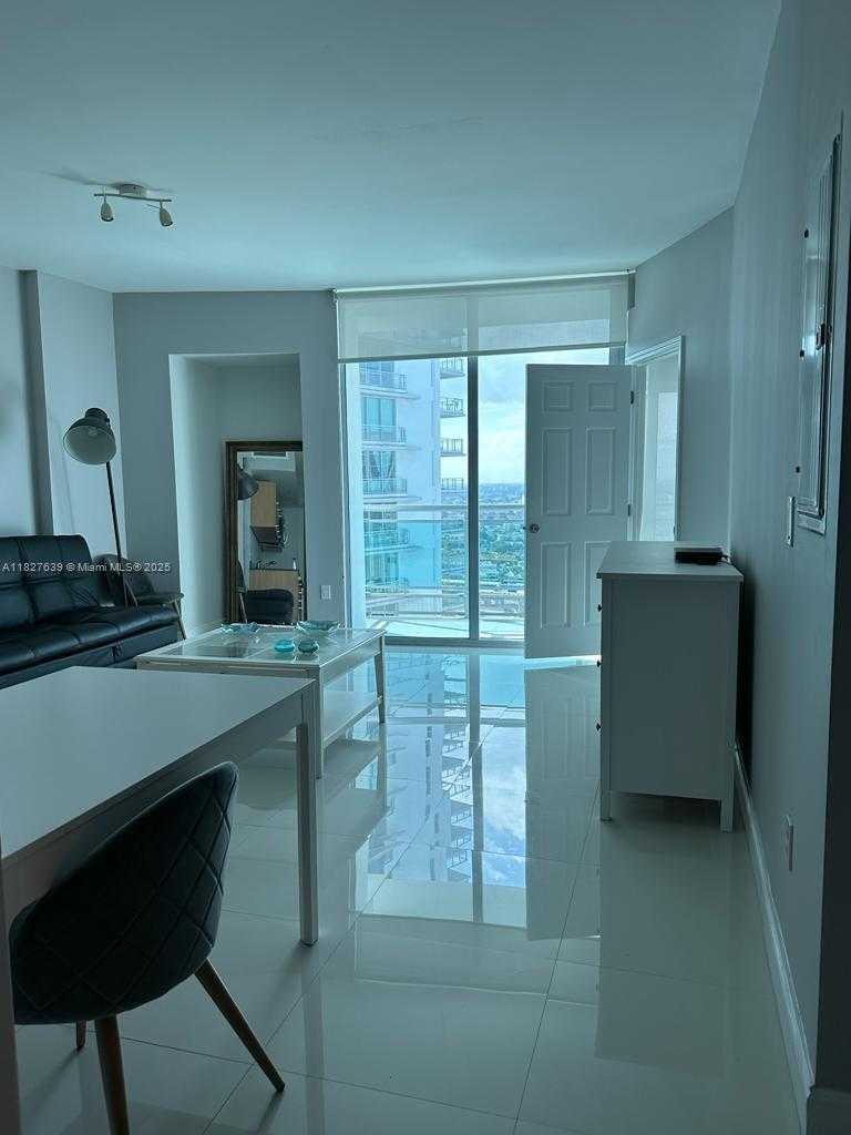 Small Image of 350 SOUTH MIAMI AVE #2915, Miami Number 3