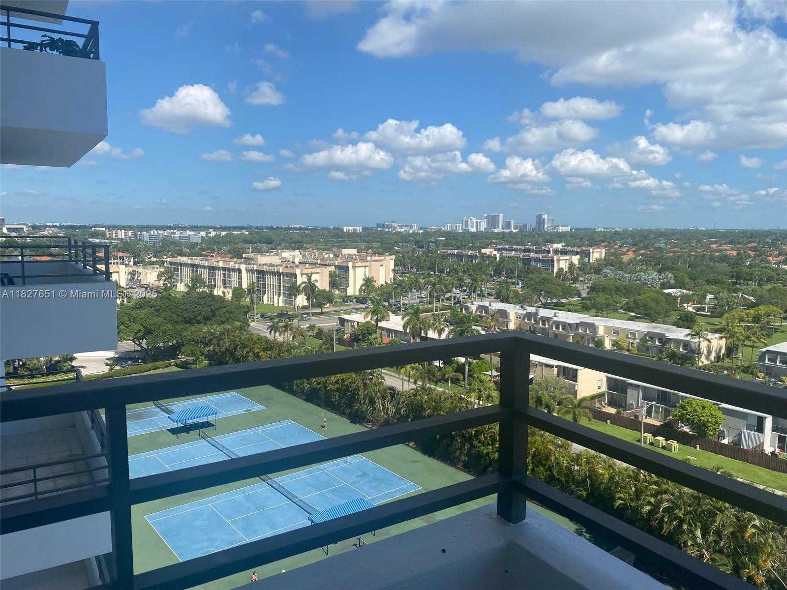 Small Image of 2500 PARKVIEW DR #1210, Hallandale Beach Number 20