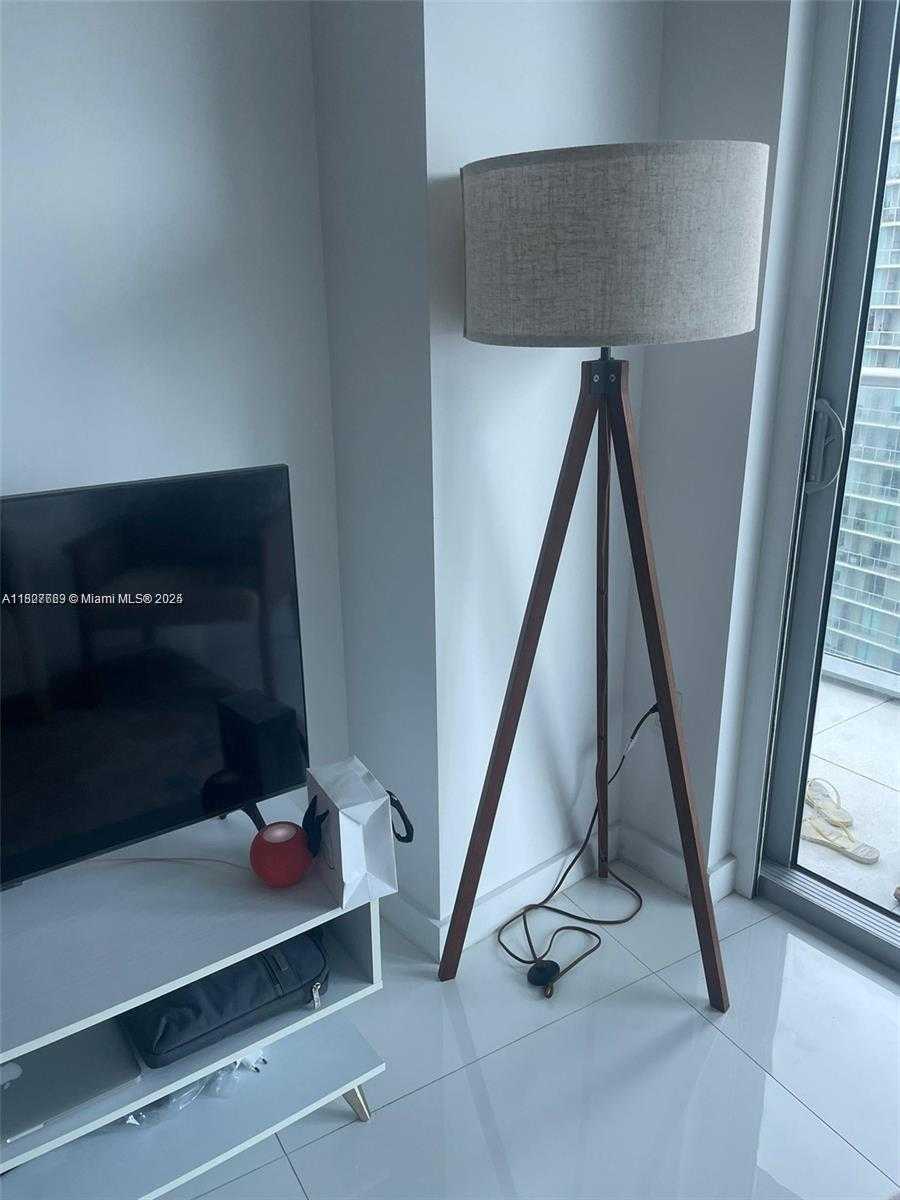 Small Image of 1100 SOUTH MIAMI AVE #2505, Miami Number 5