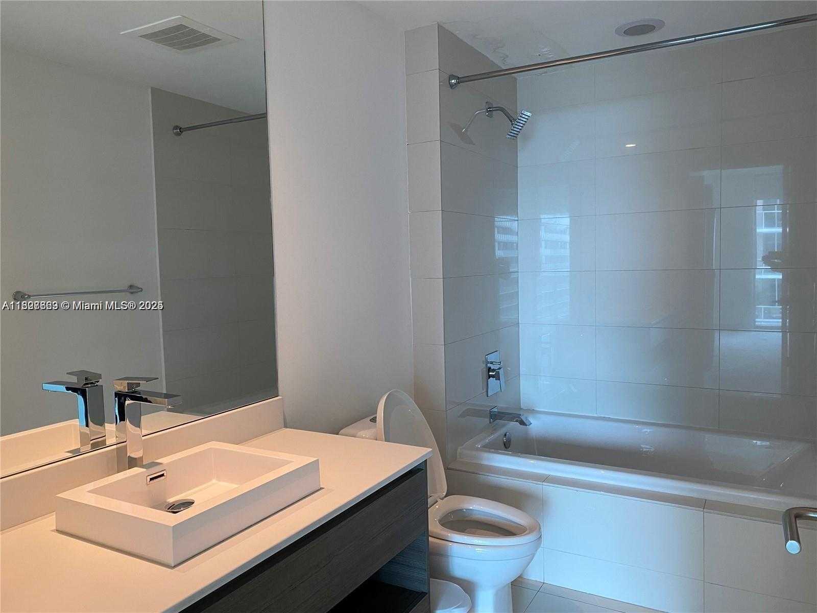 Small Image of 1100 SOUTH MIAMI AVE #2505, Miami Number 9