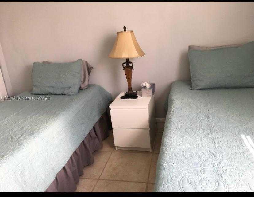Small Image of 9725 FONTAINEBLEAU BLVD #A109, Miami Number 5
