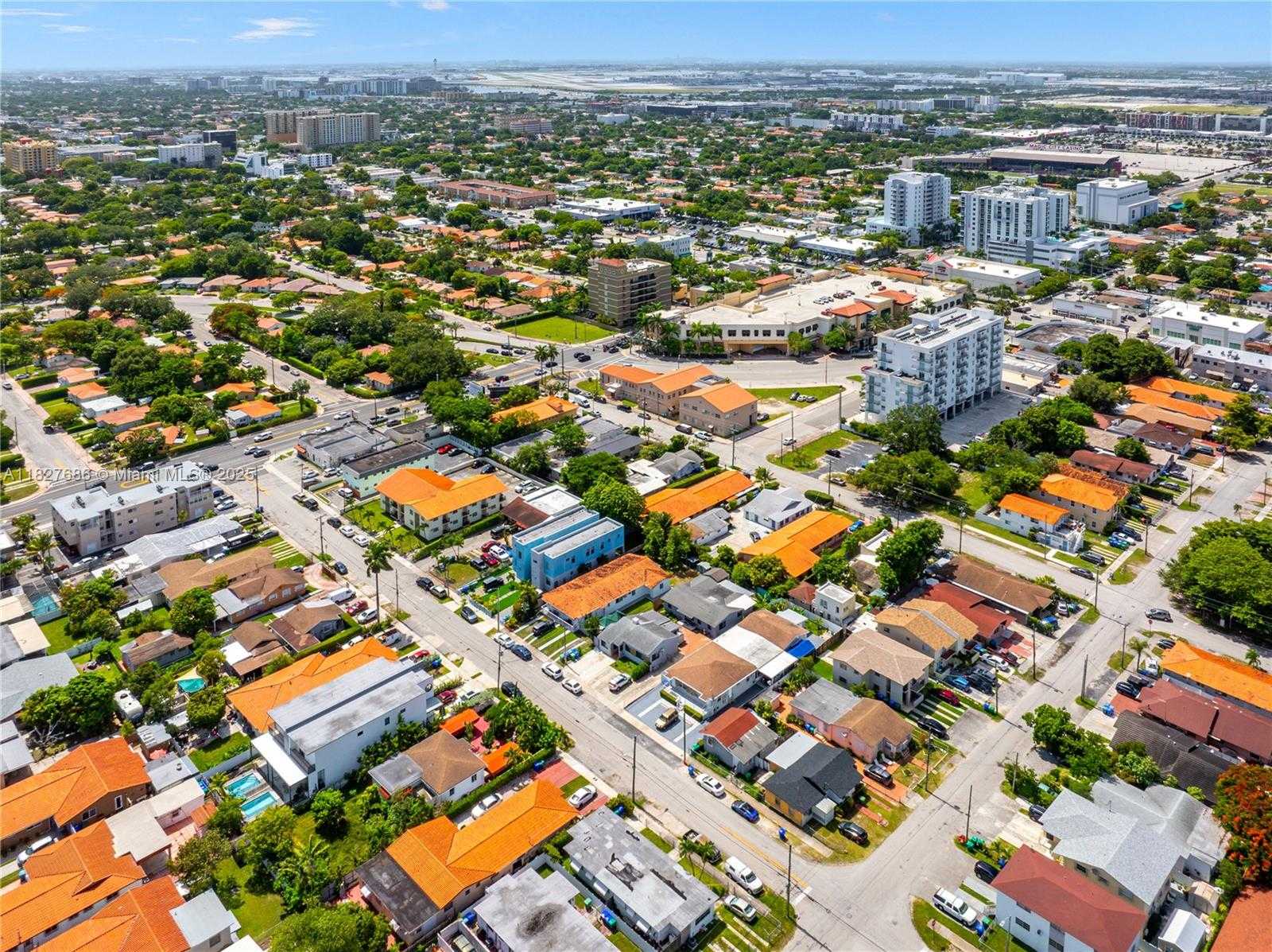 Small Image of 3627 SOUTH WEST 3RD ST #1, Miami Number 31