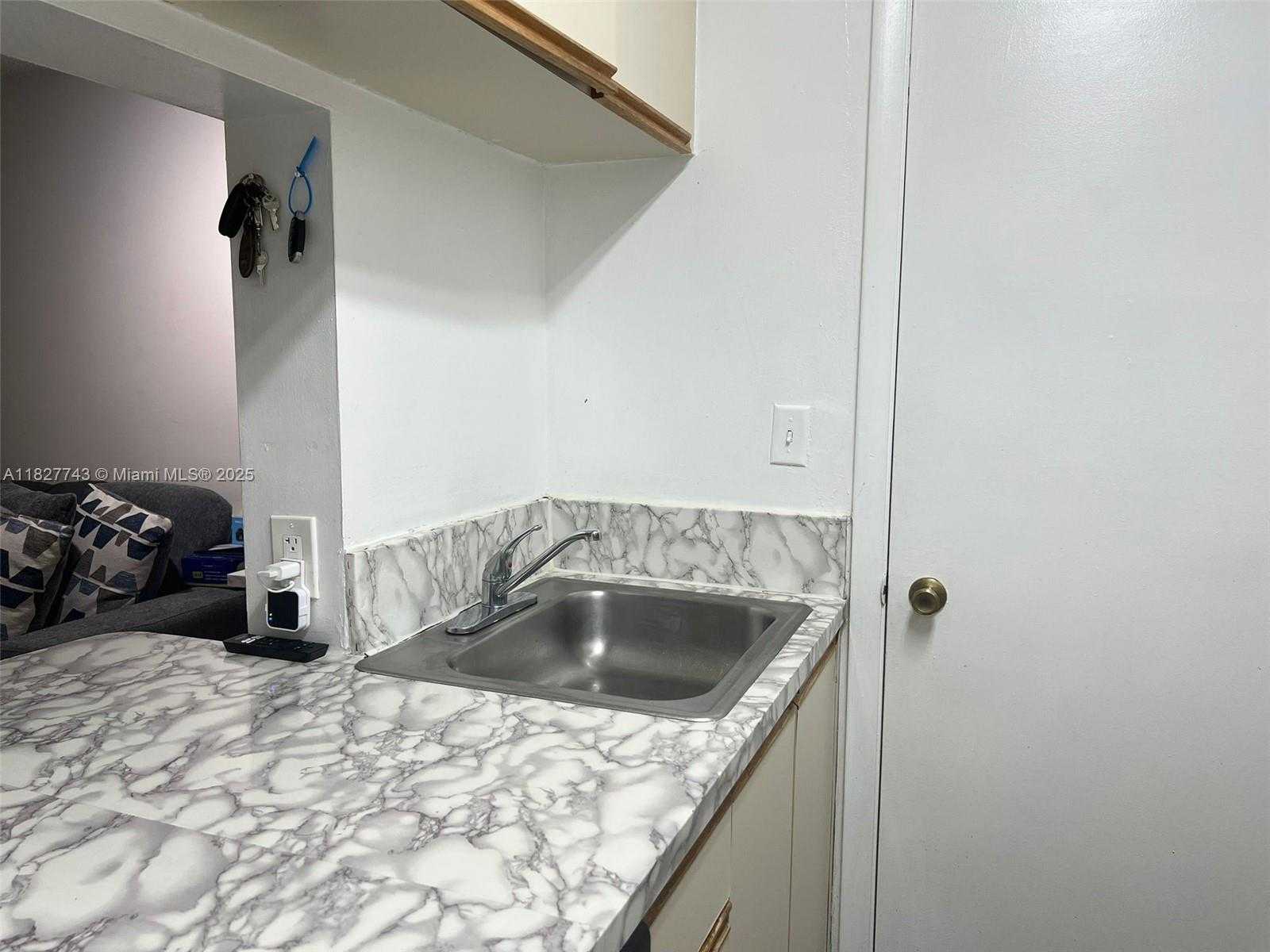 Small Image of 17515 NORTH WEST 67TH CT #N-22, Hialeah Number 11