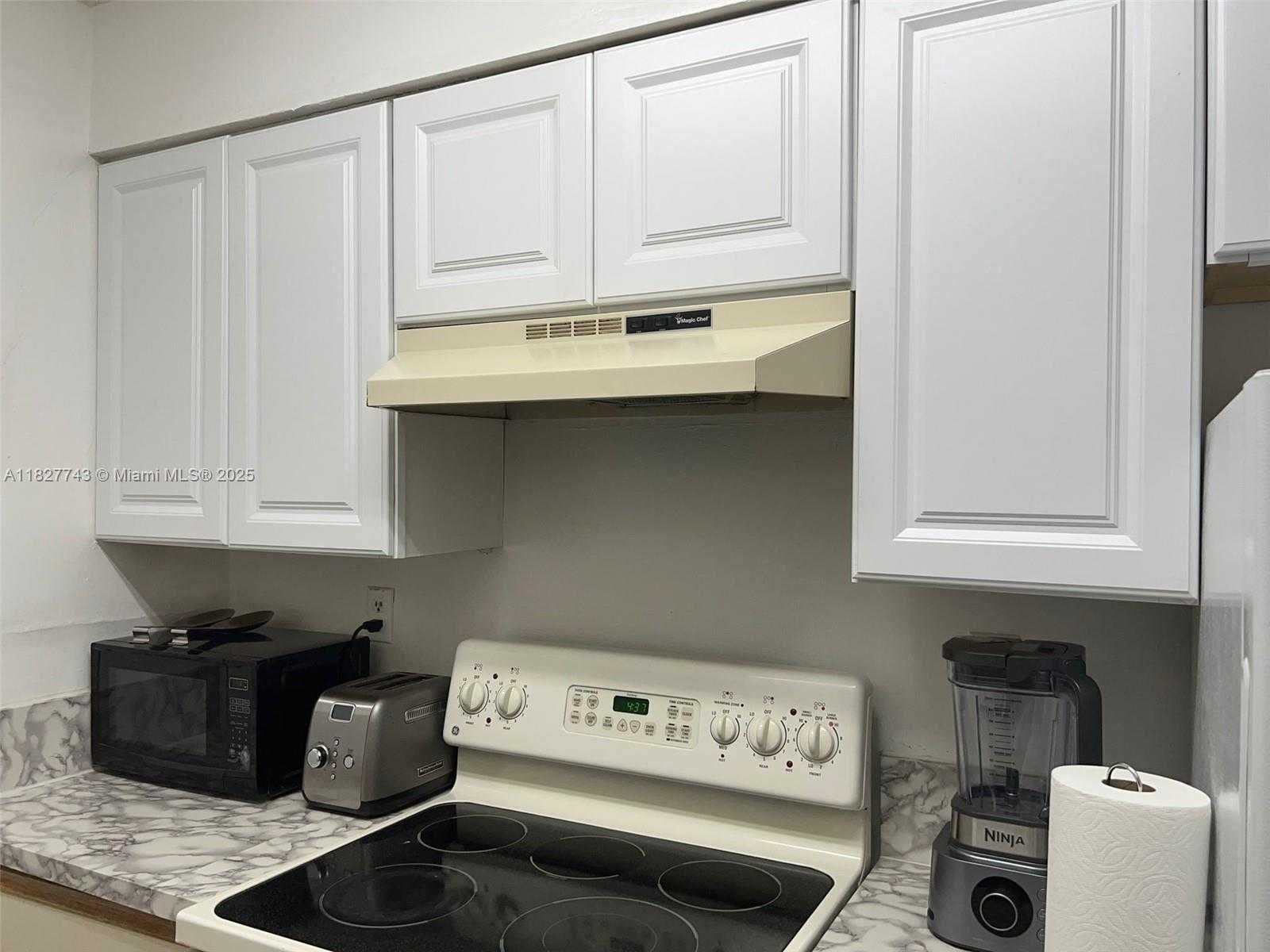 Small Image of 17515 NORTH WEST 67TH CT #N-22, Hialeah Number 9