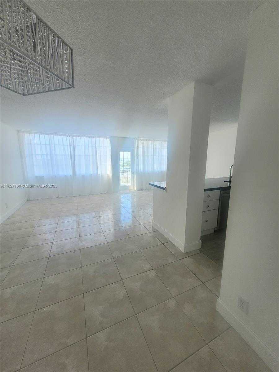 Small Image of 2025 NORTH EAST 164TH ST #617, North Miami Beach Number 3