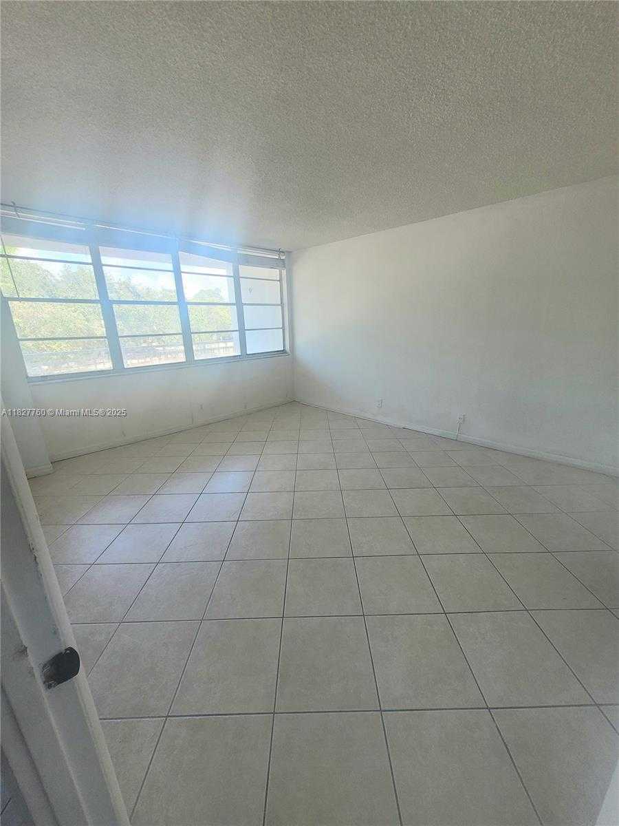 Small Image of 2025 NORTH EAST 164TH ST #202, North Miami Beach Number 6