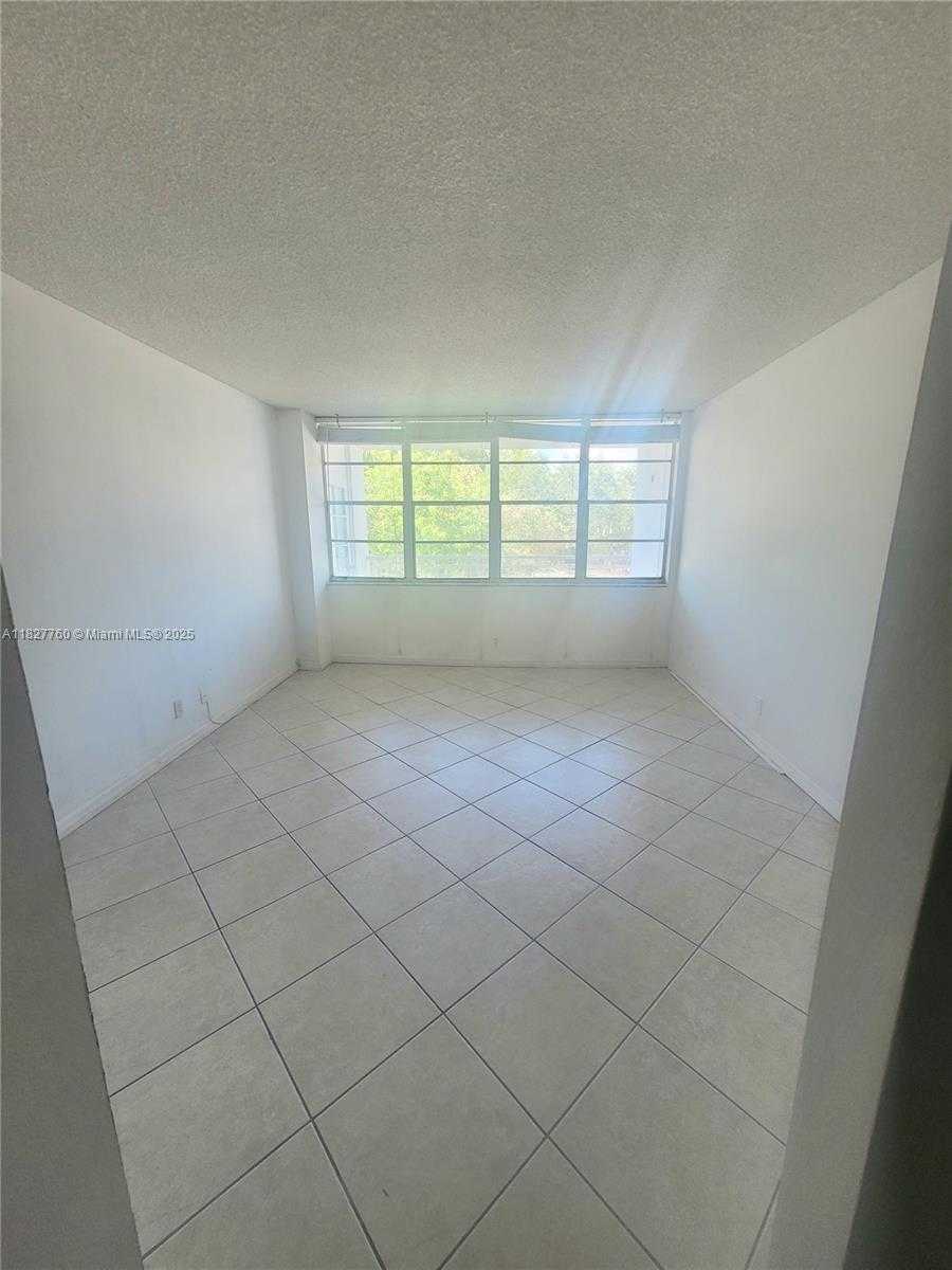 Small Image of 2025 NORTH EAST 164TH ST #202, North Miami Beach Number 7