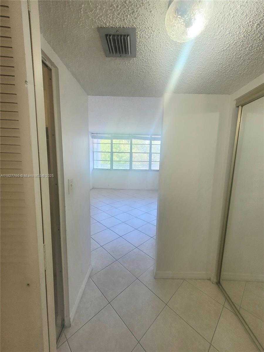 Small Image of 2025 NORTH EAST 164TH ST #202, North Miami Beach Number 8