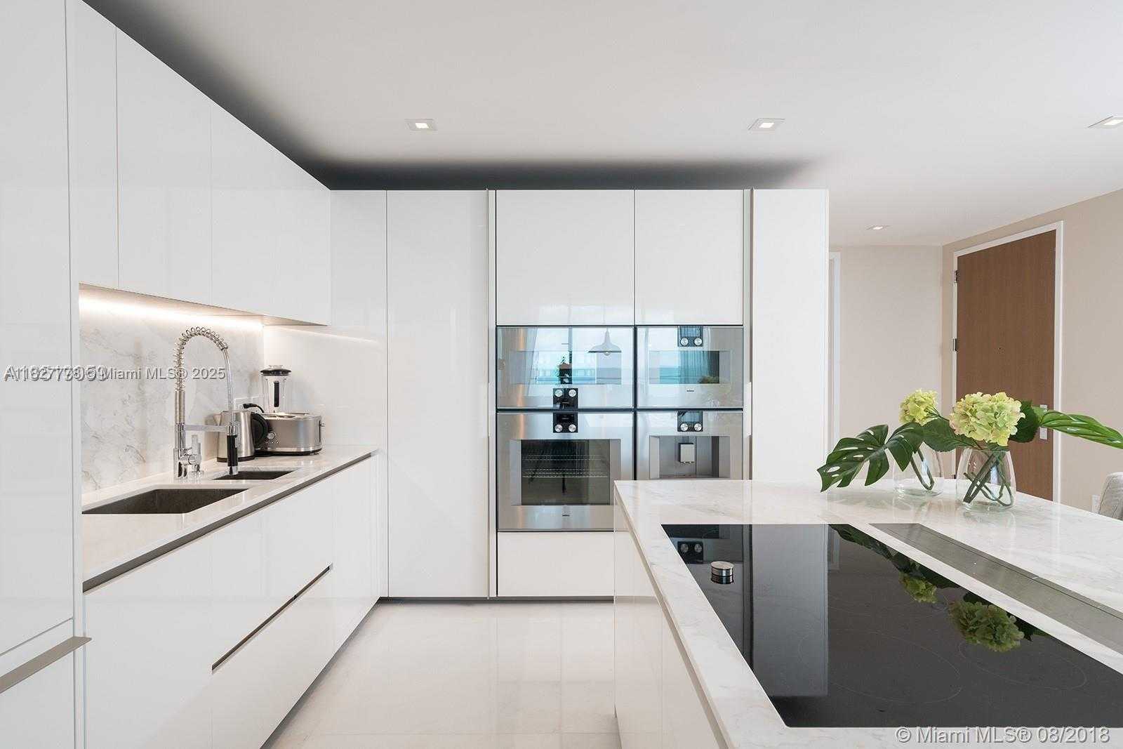 Small Image of 10201 COLLINS AVE #503, Bal Harbour Number 13