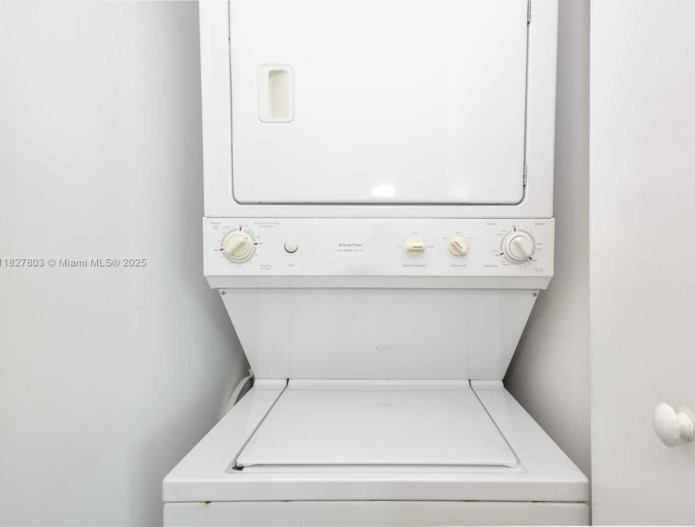 Small Image of 90 SOUTH WEST 3 STREET #3008, Miami Number 17