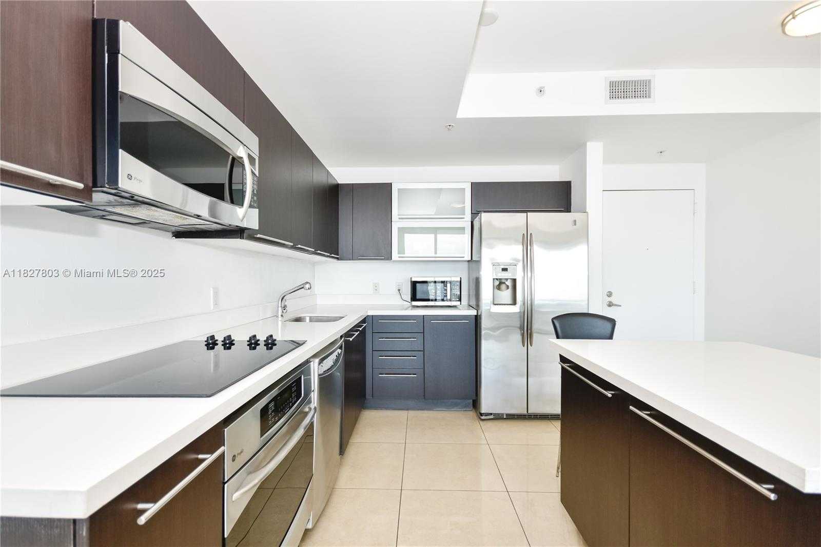 Small Image of 90 SOUTH WEST 3 STREET #3008, Miami Number 6