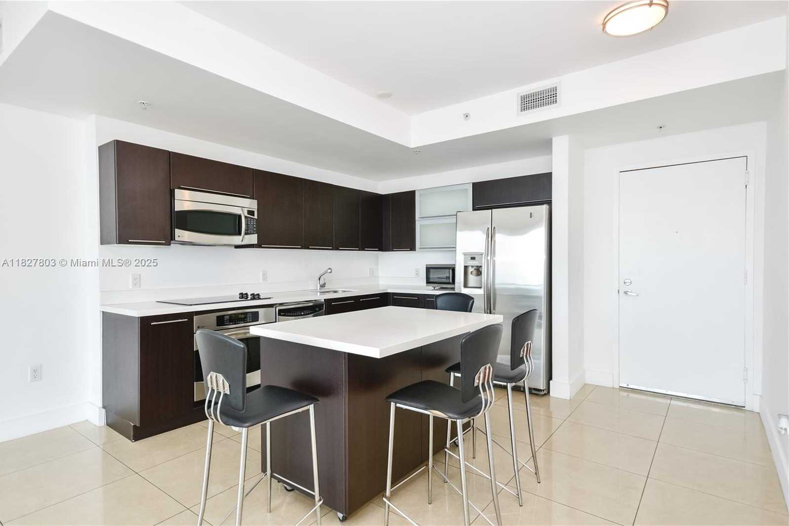Small Image of 90 SOUTH WEST 3 STREET #3008, Miami Number 7
