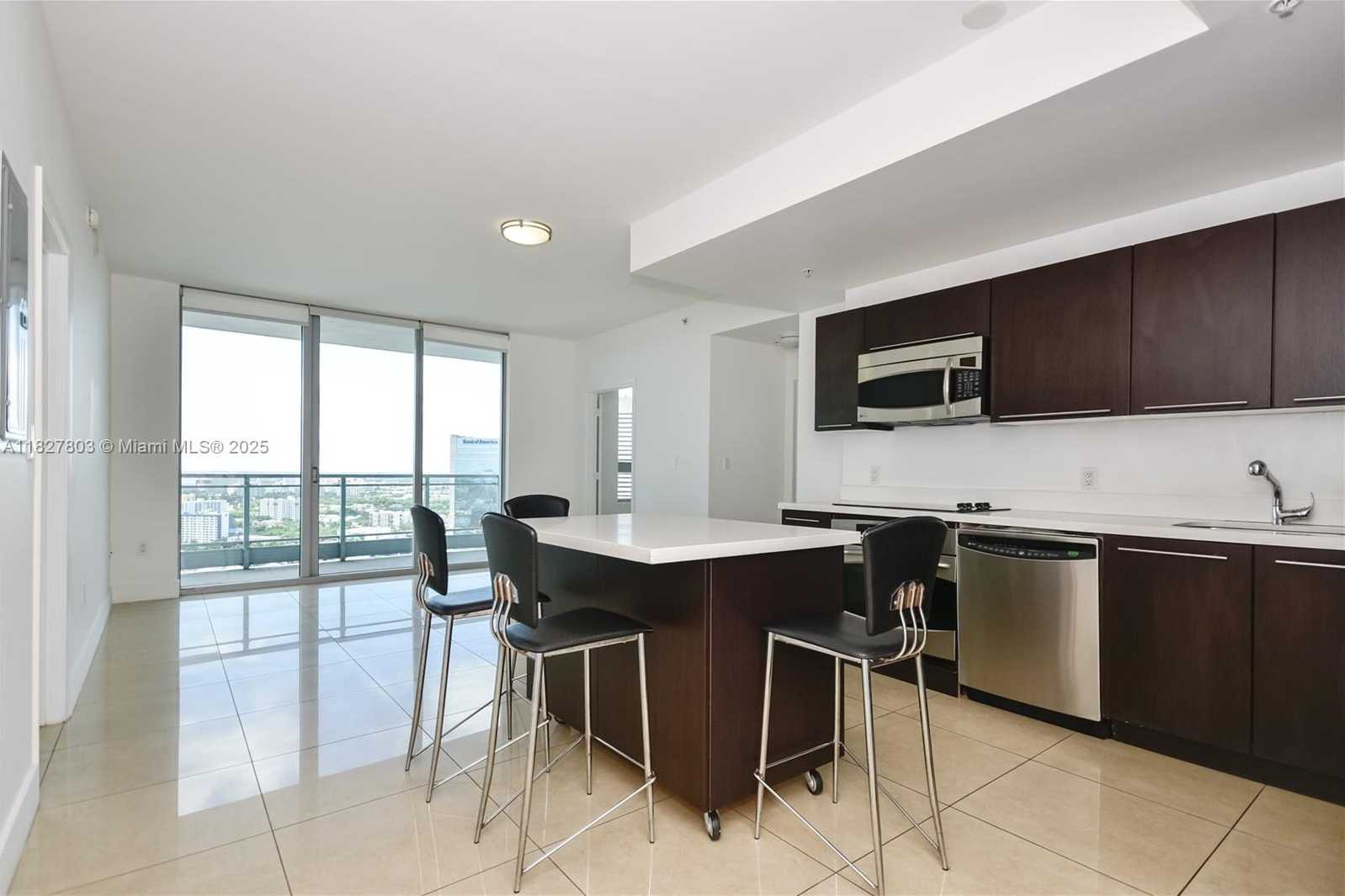 Small Image of 90 SOUTH WEST 3 STREET #3008, Miami Number 8