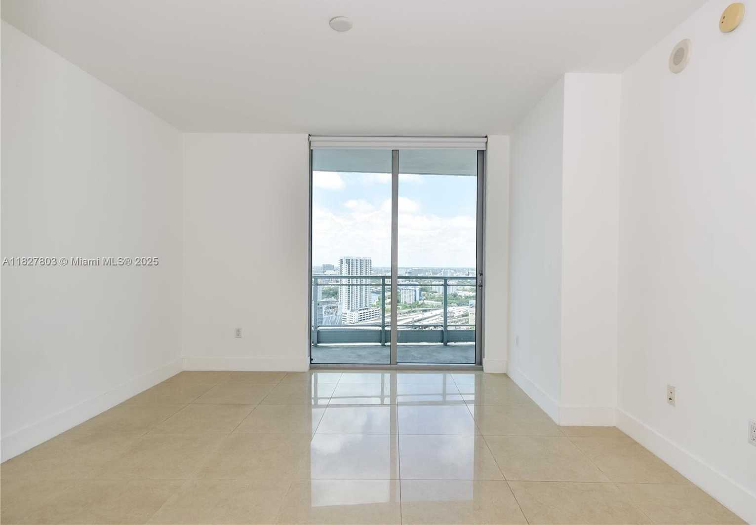 Small Image of 90 SOUTH WEST 3 STREET #3008, Miami Number 9