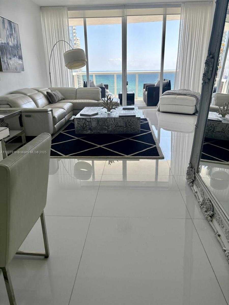 Small Image of 18201 COLLINS AVE #1804, Sunny Isles Beach Number 3