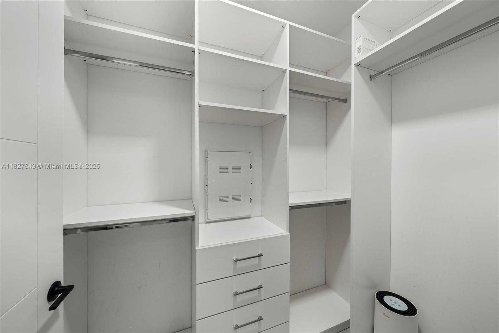 Small Image of 1030 15TH ST #213, Miami Beach Number 20