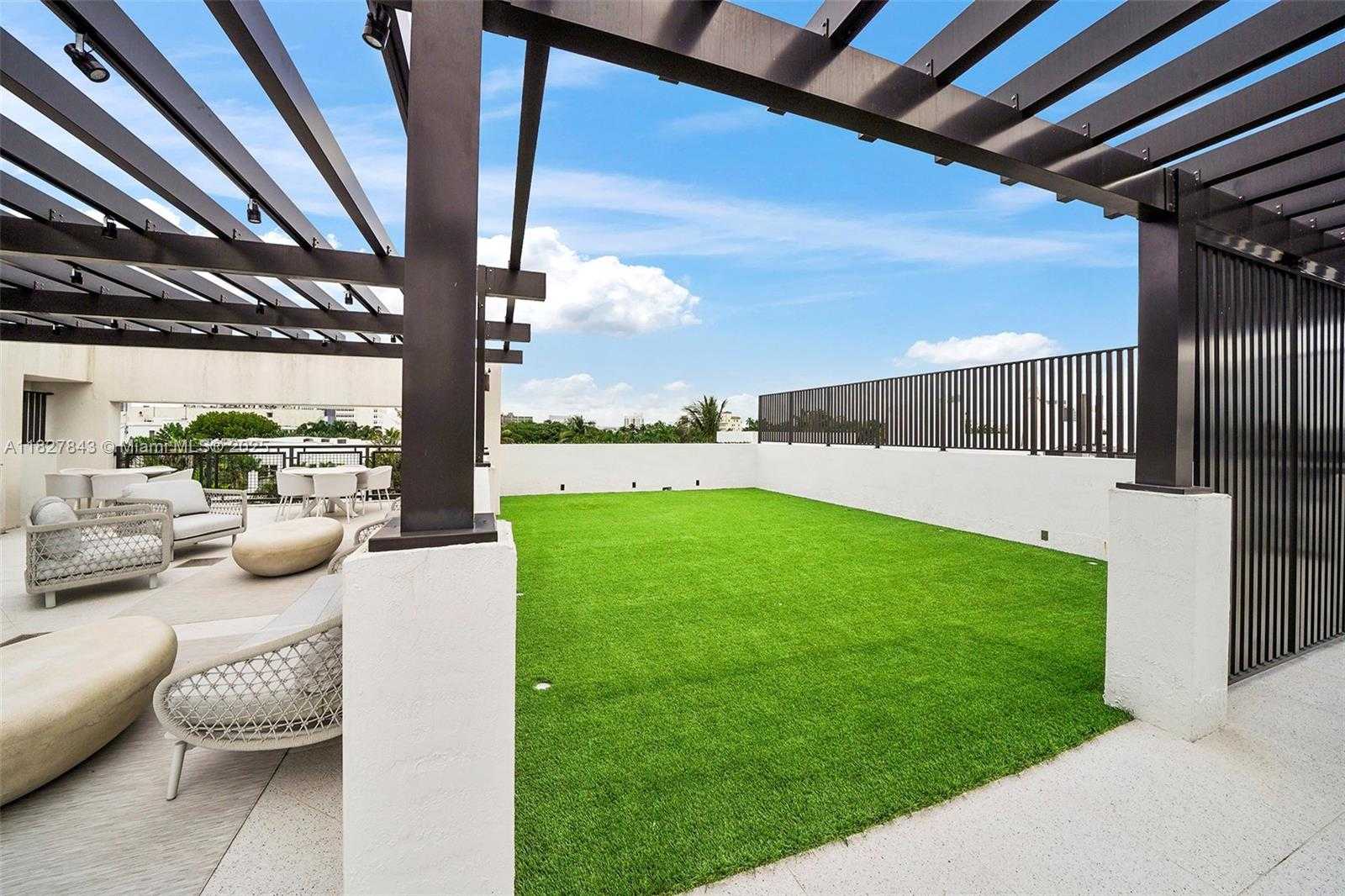 Small Image of 1030 15TH ST #213, Miami Beach Number 26