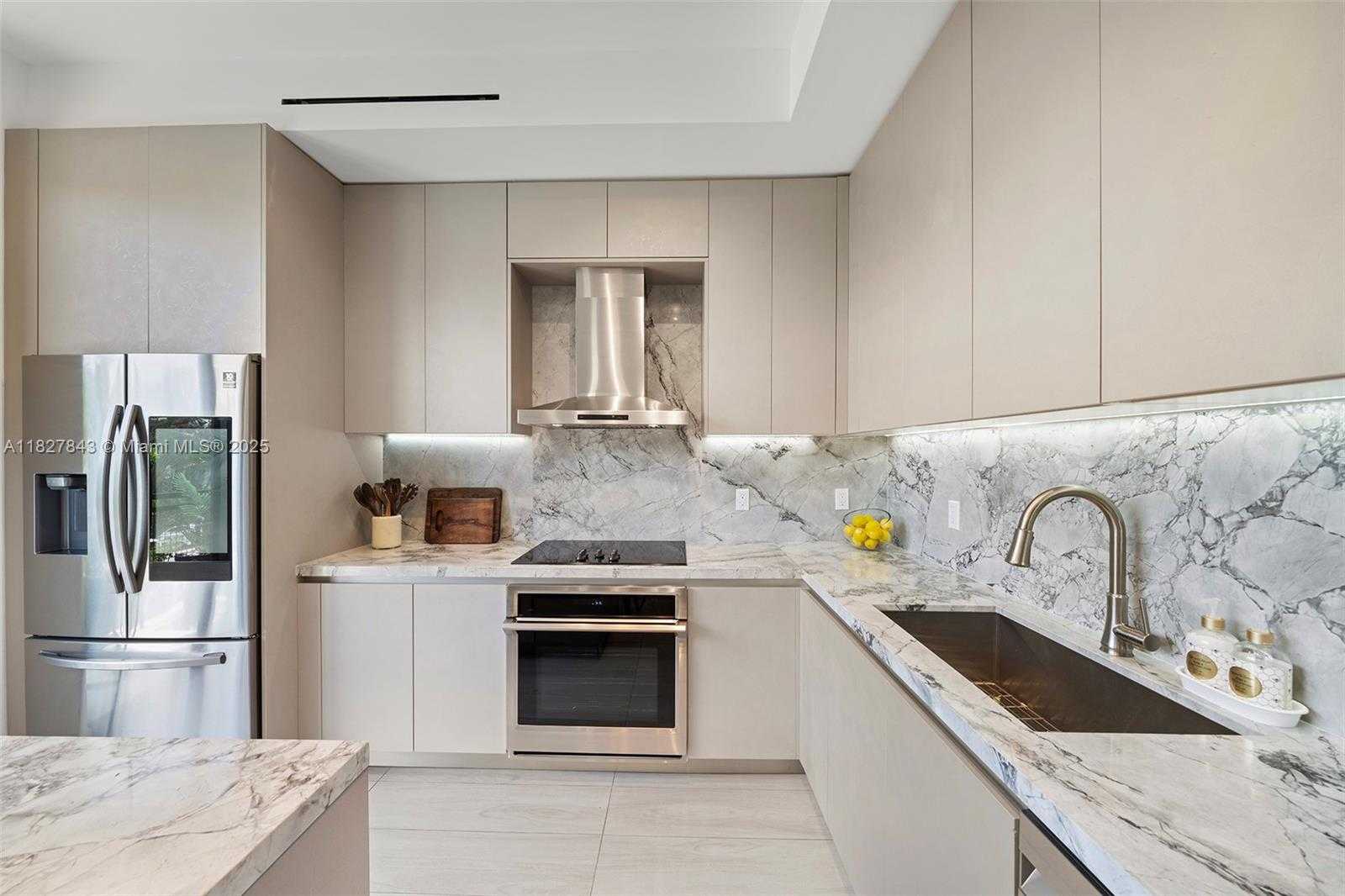 Small Image of 1030 15TH ST #213, Miami Beach Number 5
