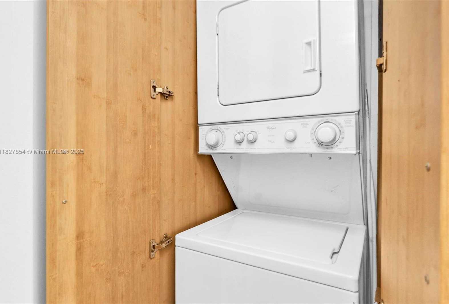 Small Image of 10275 COLLINS AVE #406, Bal Harbour Number 20