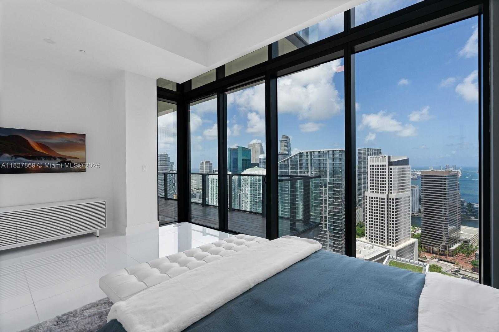 Small Image of 88 SOUTH WEST 7TH ST #4204, Miami Number 15