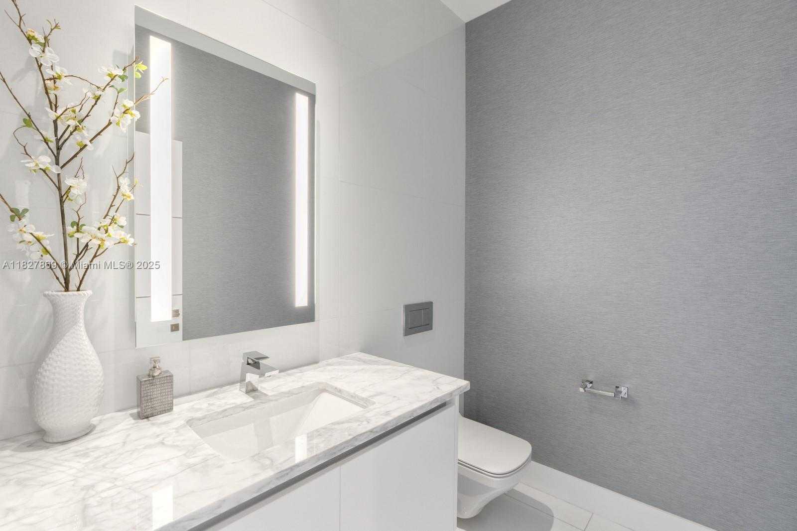 Small Image of 88 SOUTH WEST 7TH ST #4204, Miami Number 23
