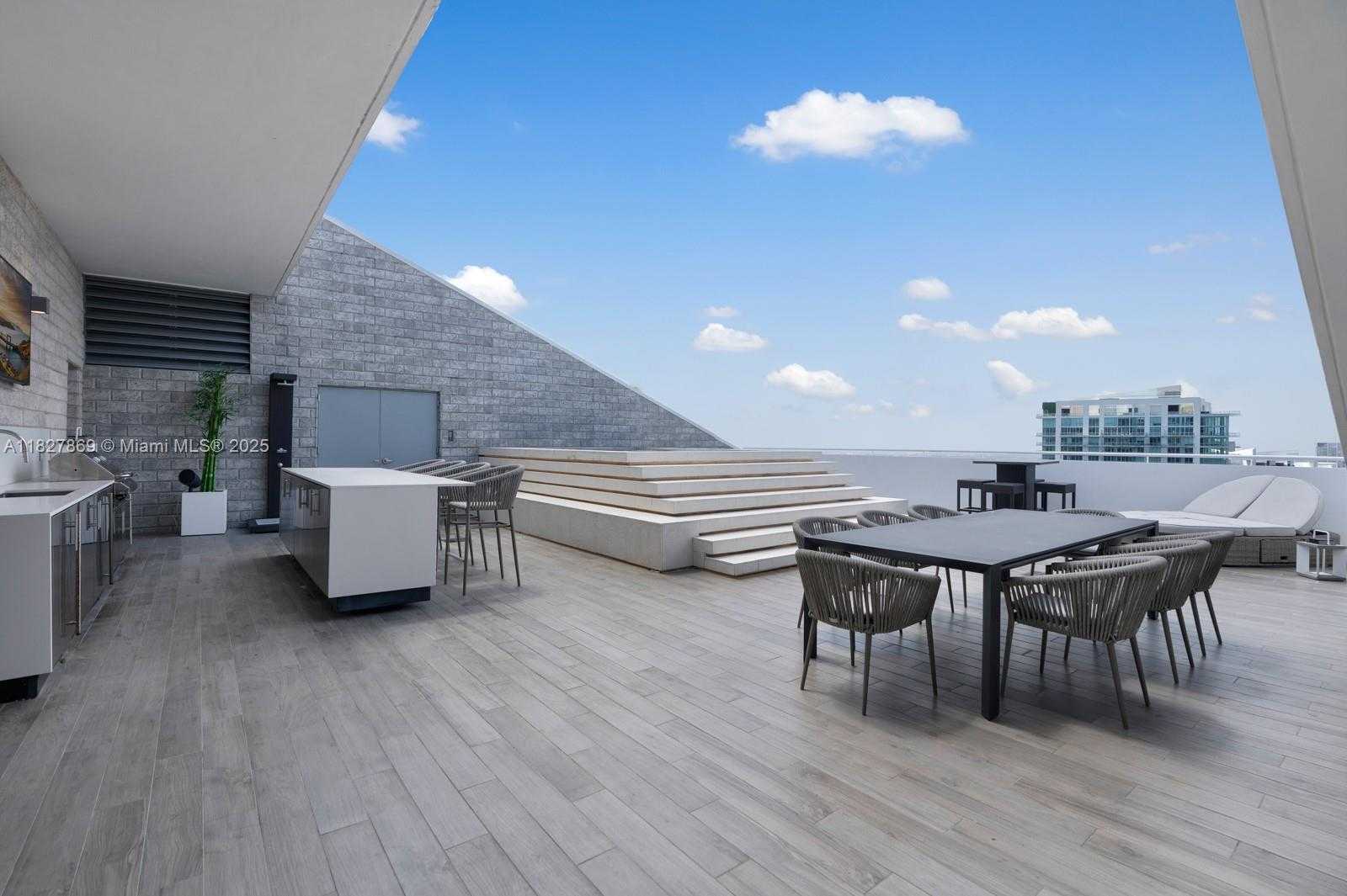 Small Image of 88 SOUTH WEST 7TH ST #4204, Miami Number 25