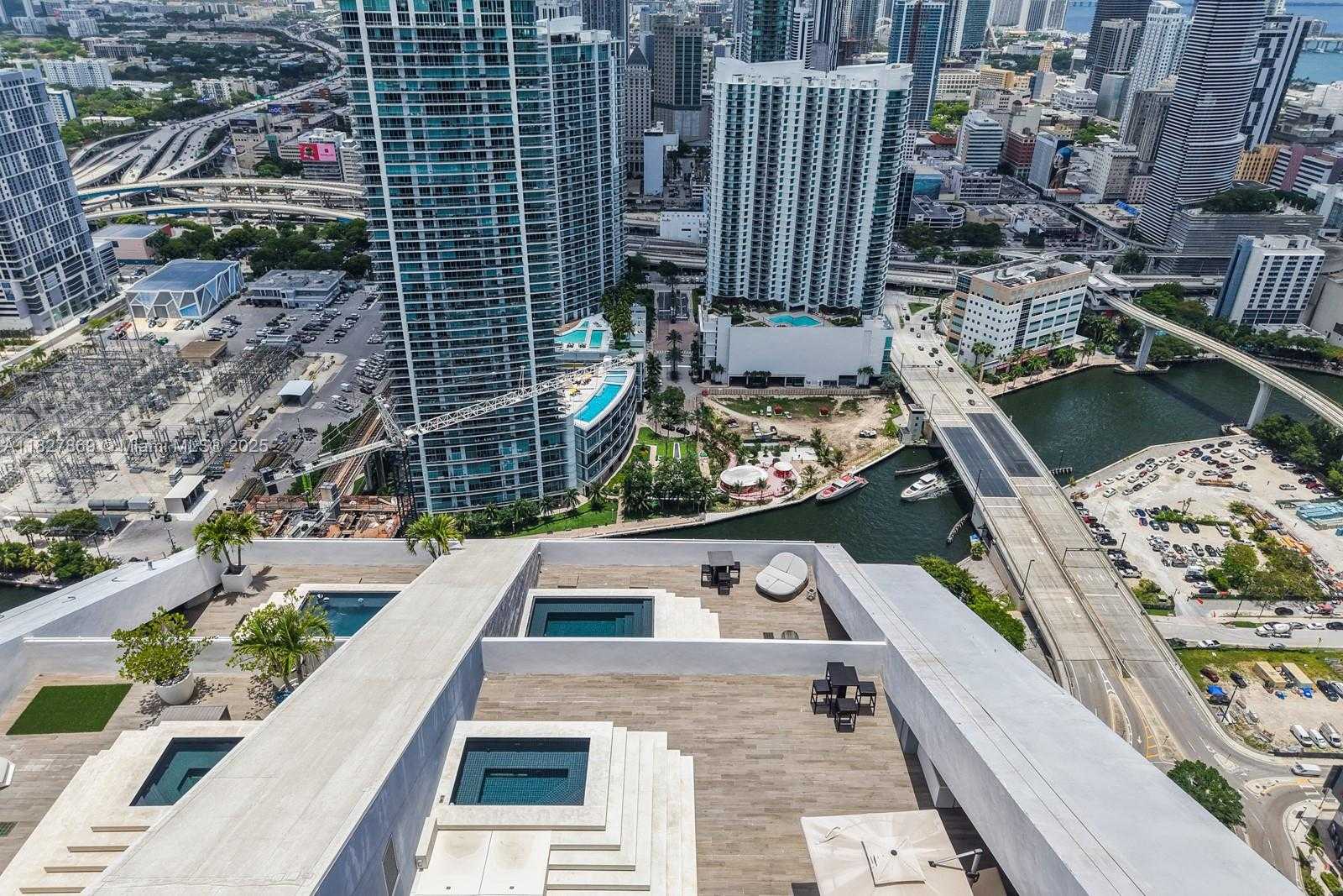 Small Image of 88 SOUTH WEST 7TH ST #4204, Miami Number 5