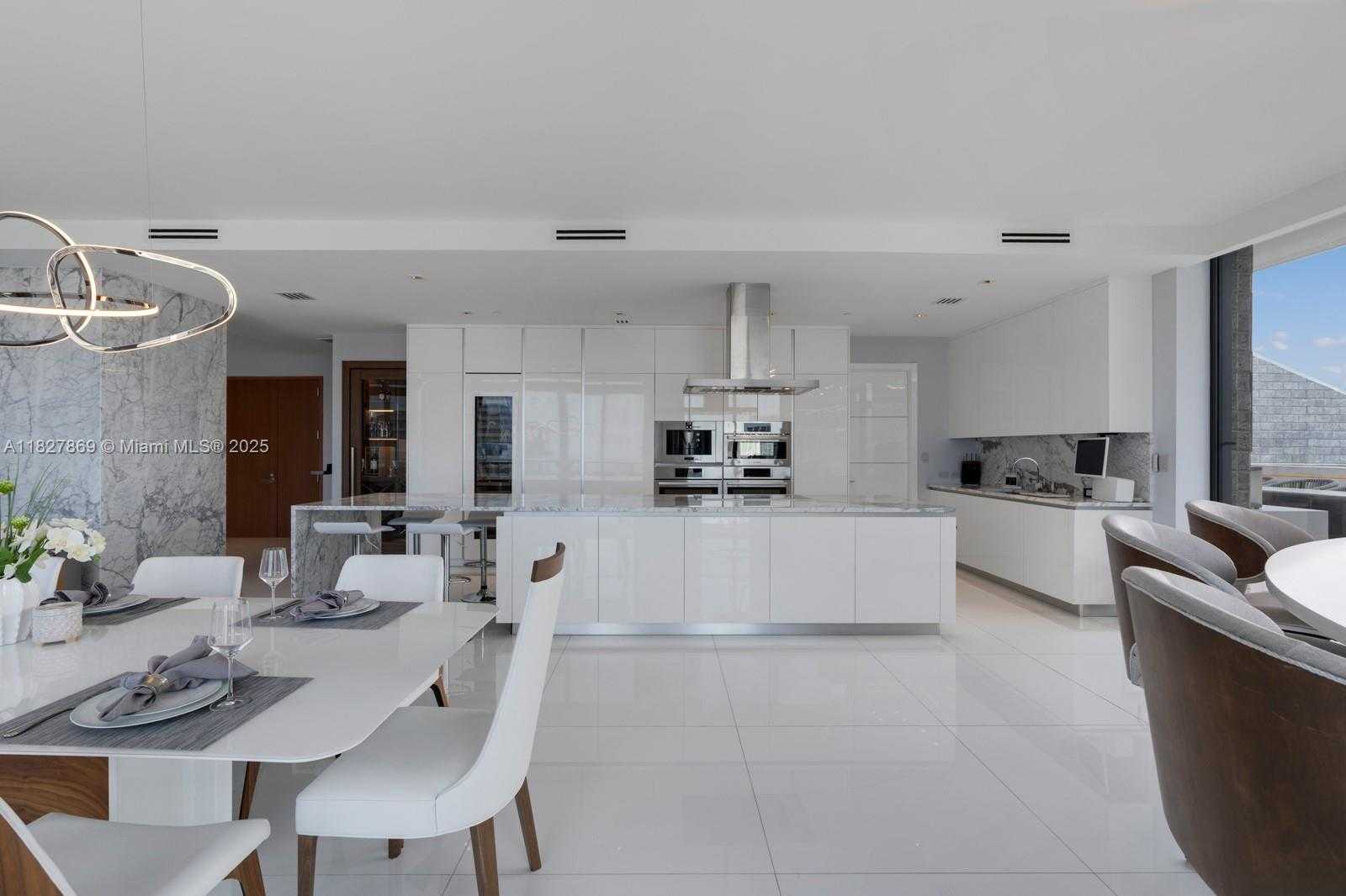 Small Image of 88 SOUTH WEST 7TH ST #4204, Miami Number 7