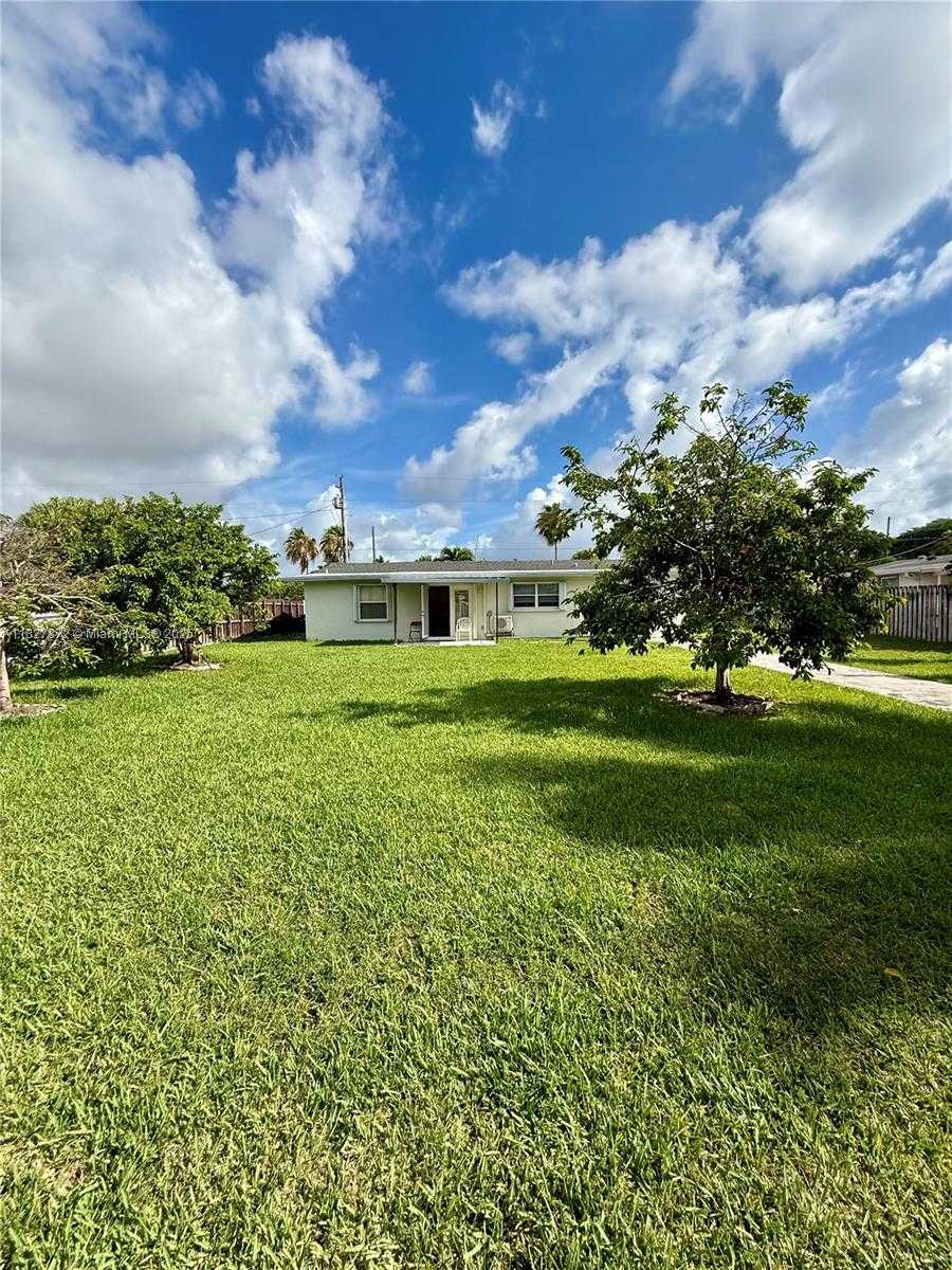 Small Image of 9740 STERLING DR #N/A, Cutler Bay Number 12